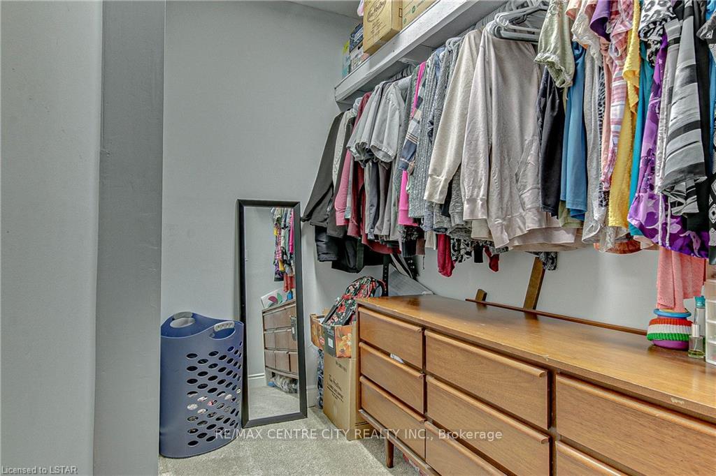 Photo 22 of 92 Hiawatha Street, St. Thomas — HOMEH