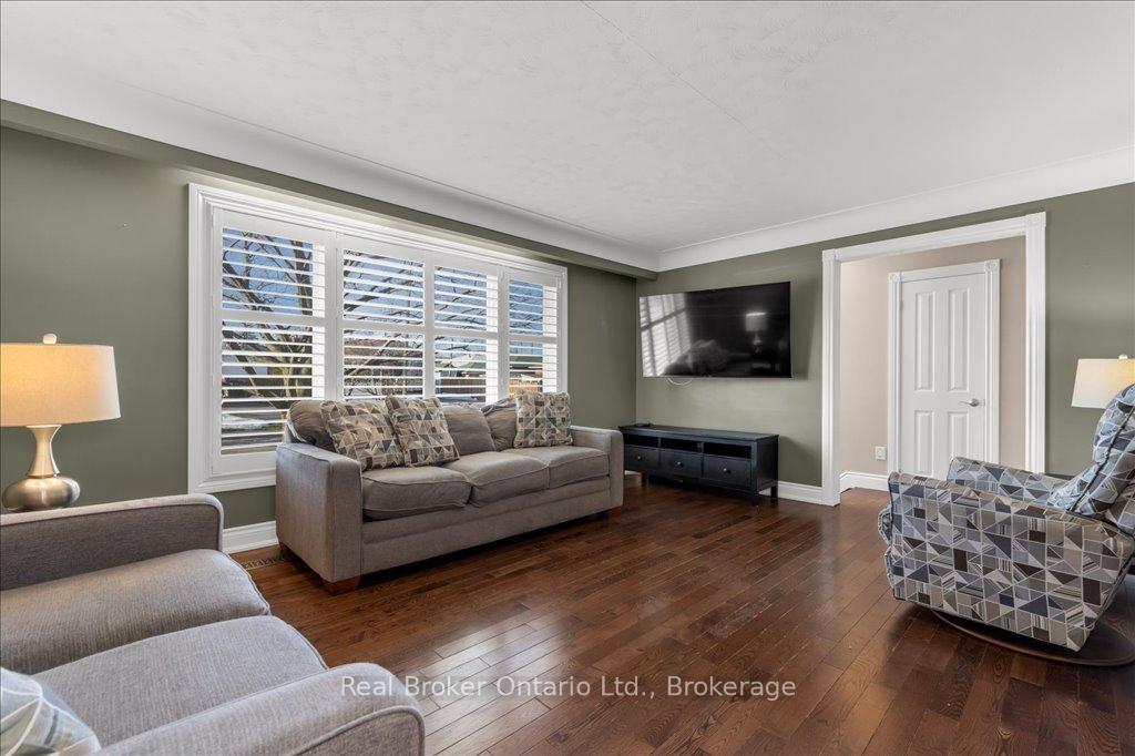Photo 6 of 65 Cameo Avenue, Hamilton, Macassa — HOMEH