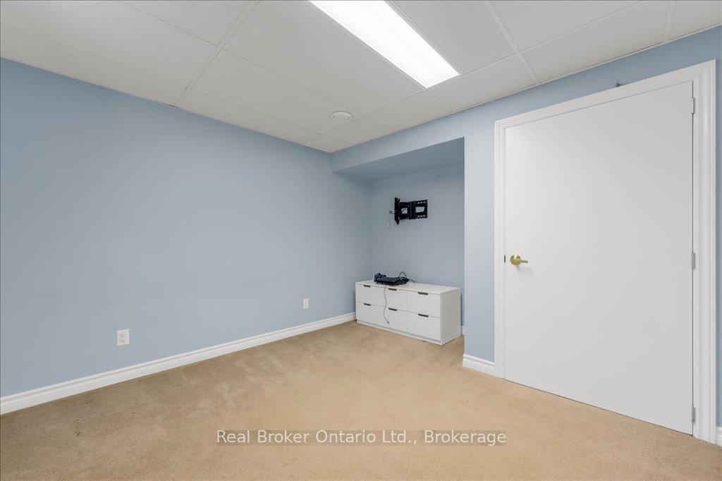 Photo 21 of 65 Cameo Avenue, Hamilton, Macassa — HOMEH