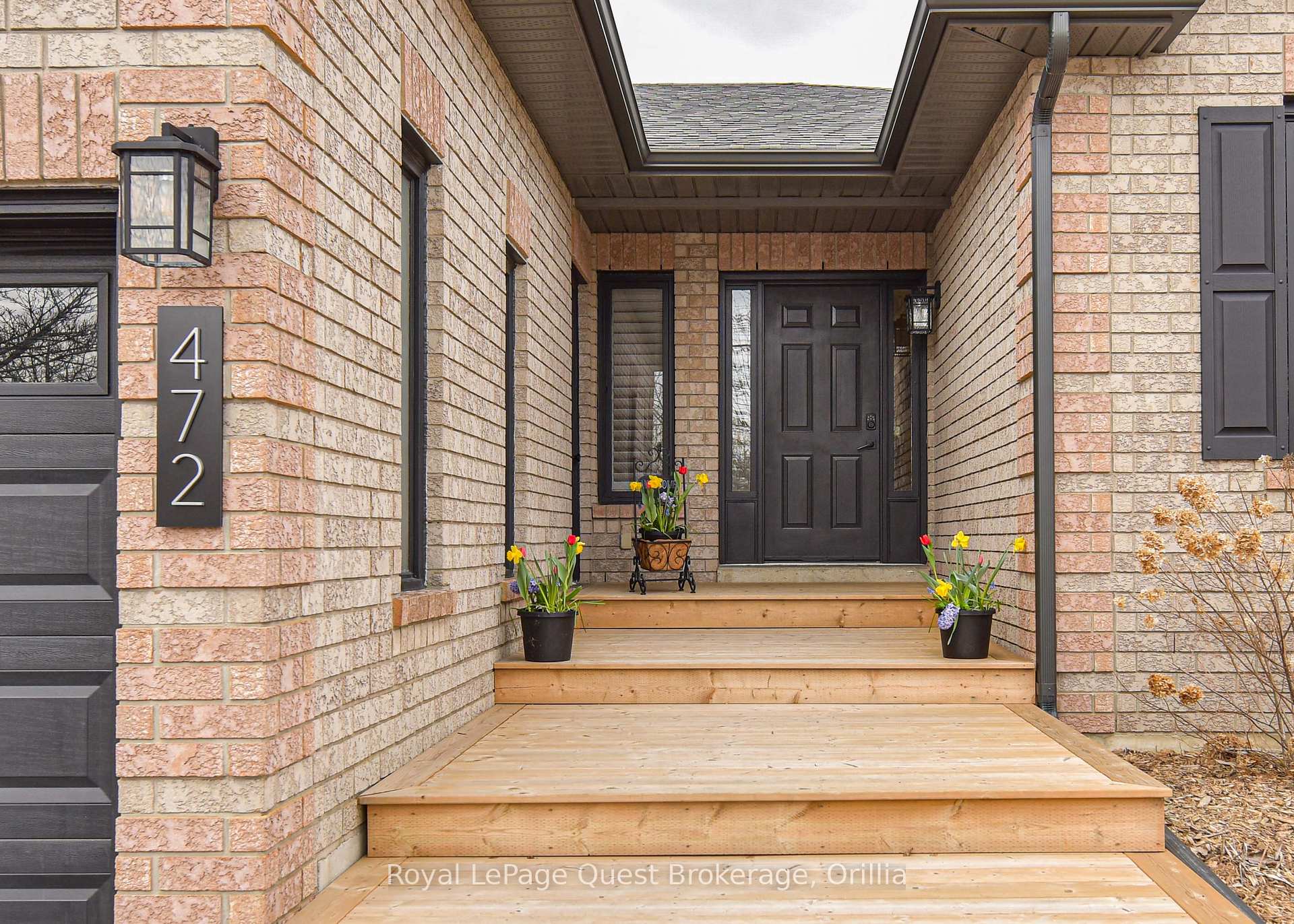 Photo 13 of 472 Ferndale Drive N, Barrie, Northwest — HOMEH