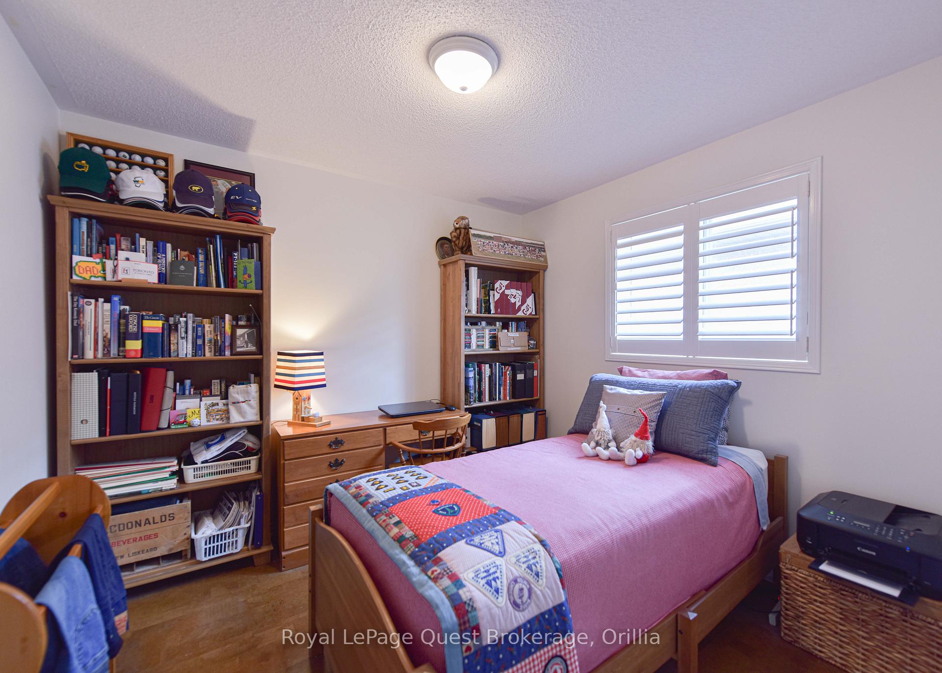 Photo 34 of 472 Ferndale Drive N, Barrie, Northwest — HOMEH