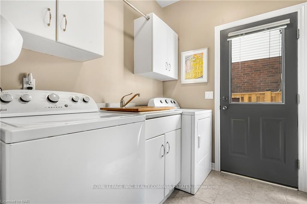 Photo 20 of 2 Briarwood Drive, St. Catharines, Rykert/Vansickle — HOMEH