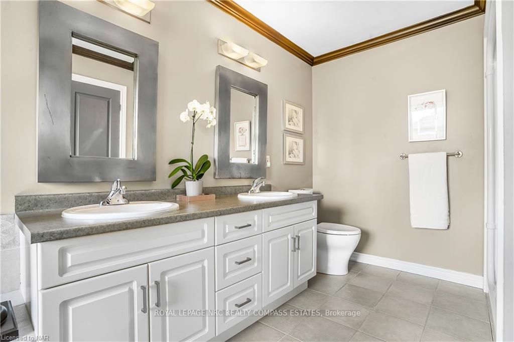 Photo 35 of 2 Briarwood Drive, St. Catharines, Rykert/Vansickle — HOMEH