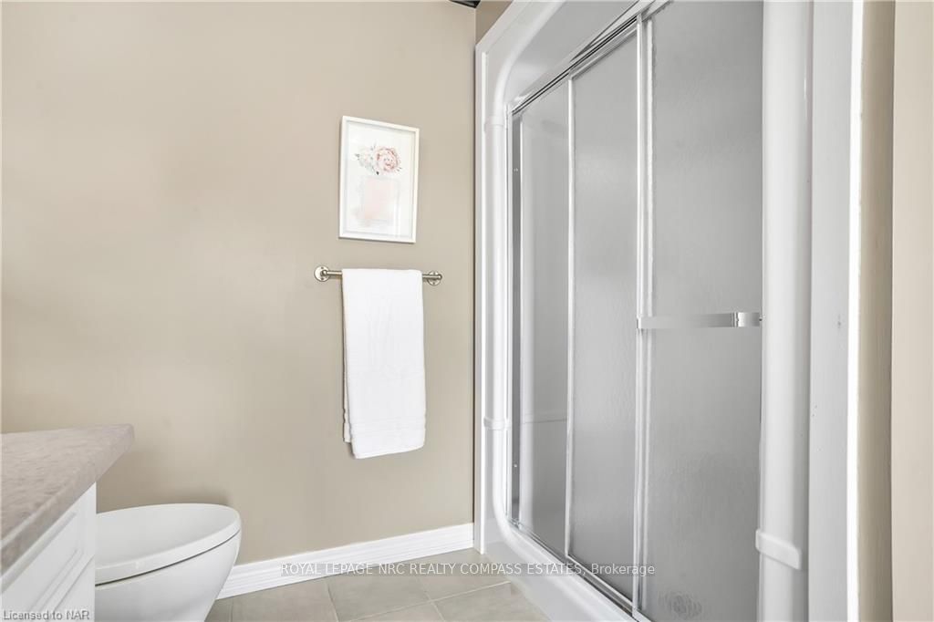 Photo 36 of 2 Briarwood Drive, St. Catharines, Rykert/Vansickle — HOMEH