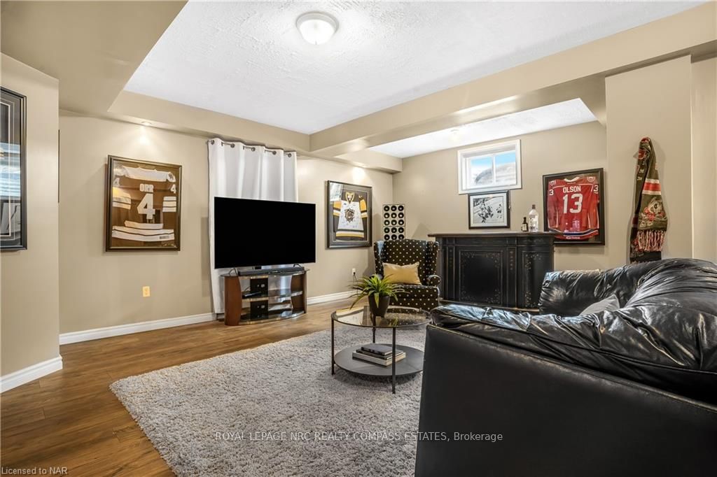 Photo 40 of 2 Briarwood Drive, St. Catharines, Rykert/Vansickle — HOMEH