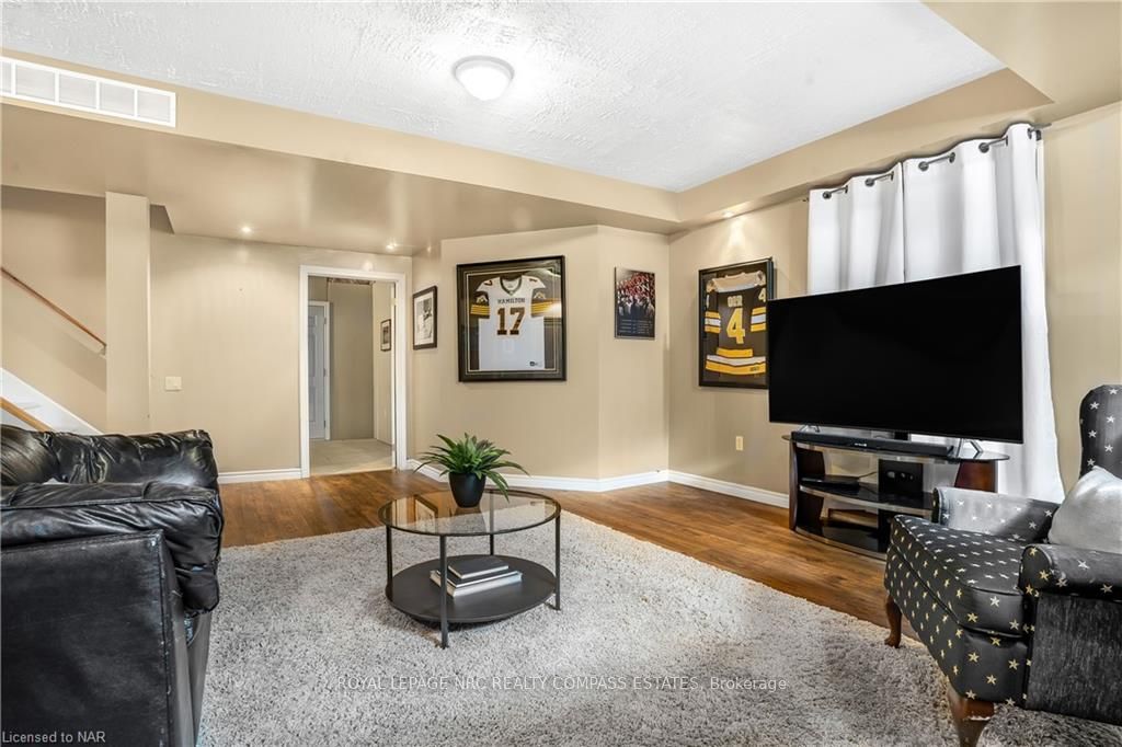 Photo 43 of 2 Briarwood Drive, St. Catharines, Rykert/Vansickle — HOMEH