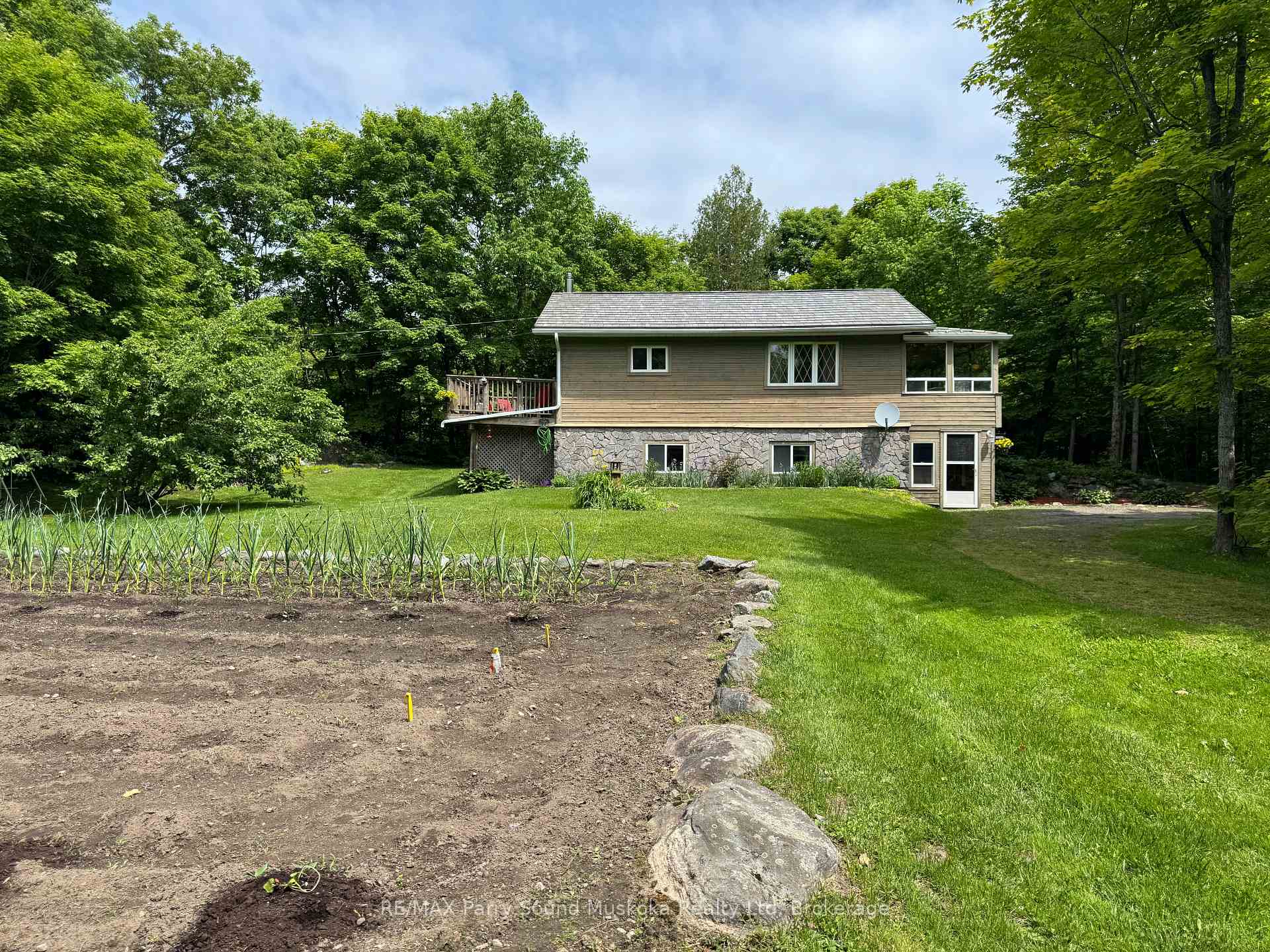 Photo 3 of 18 Jones Road, McKellar — HOMEH