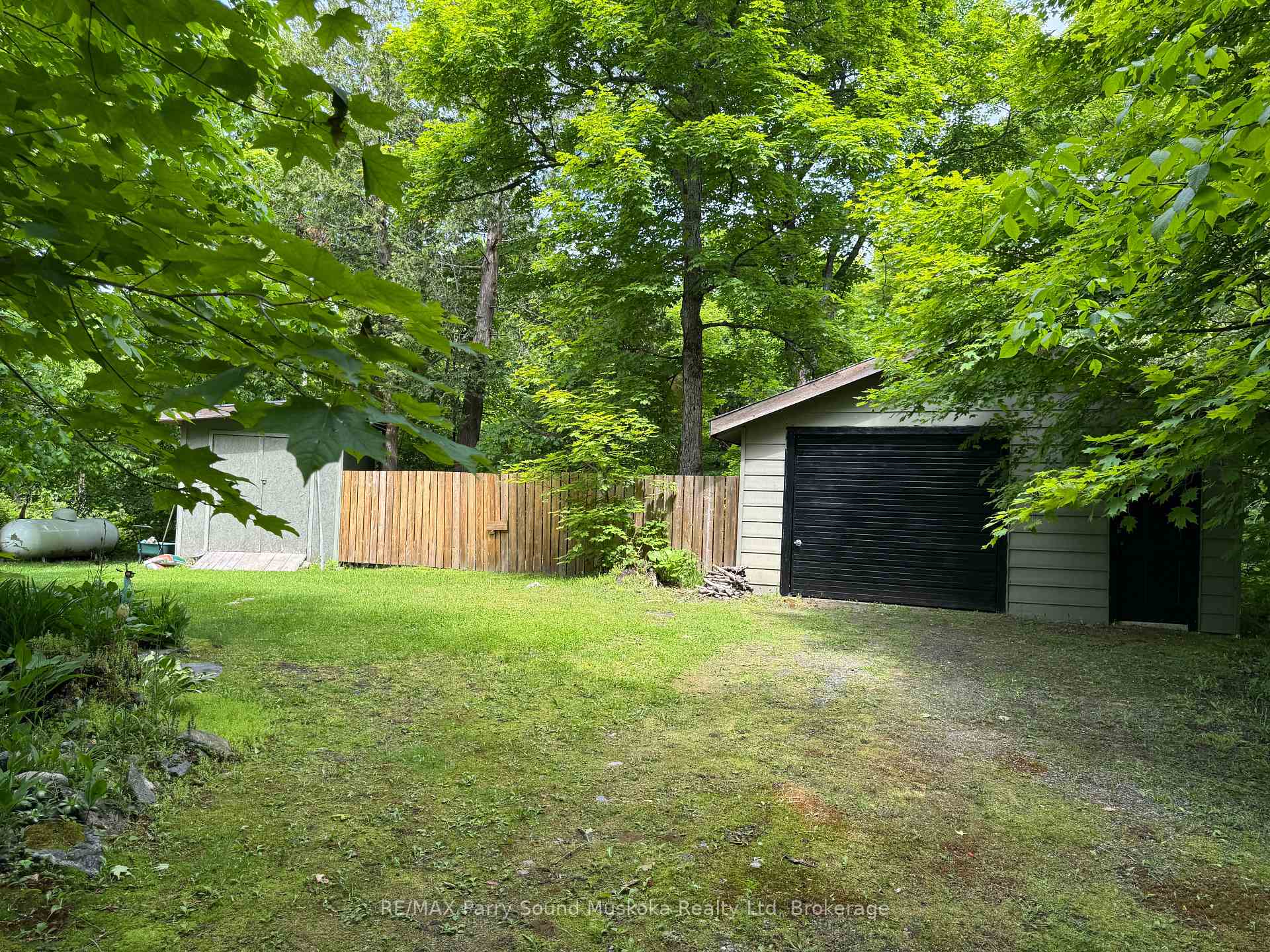 Photo 32 of 18 Jones Road, McKellar — HOMEH