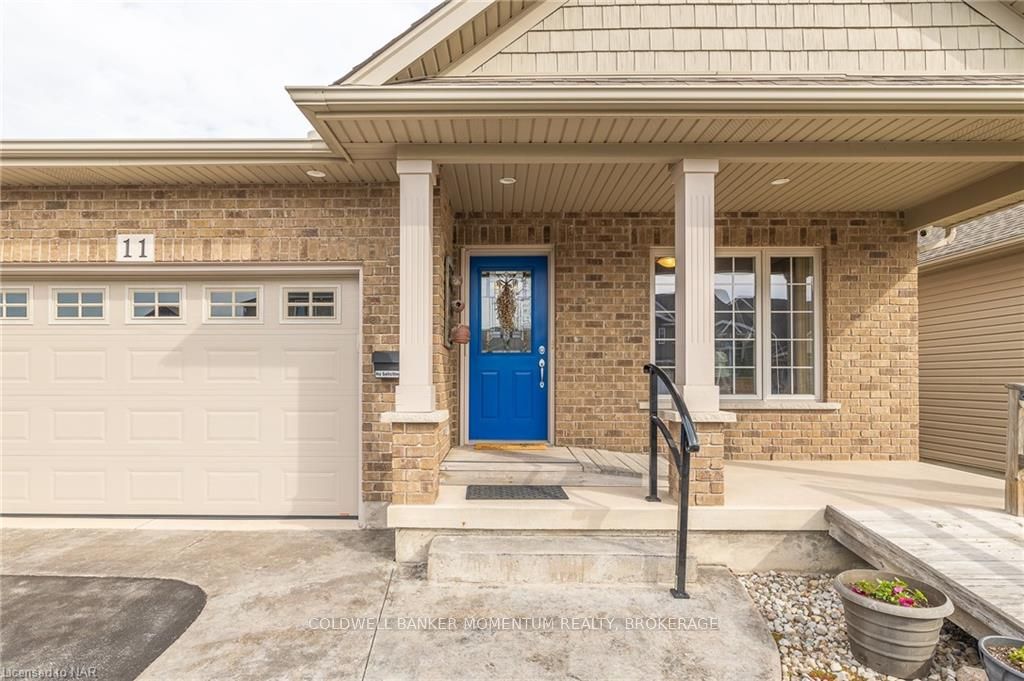 Photo 4 of 11 Corbin Street, St. Catharines, Oakdale — HOMEH