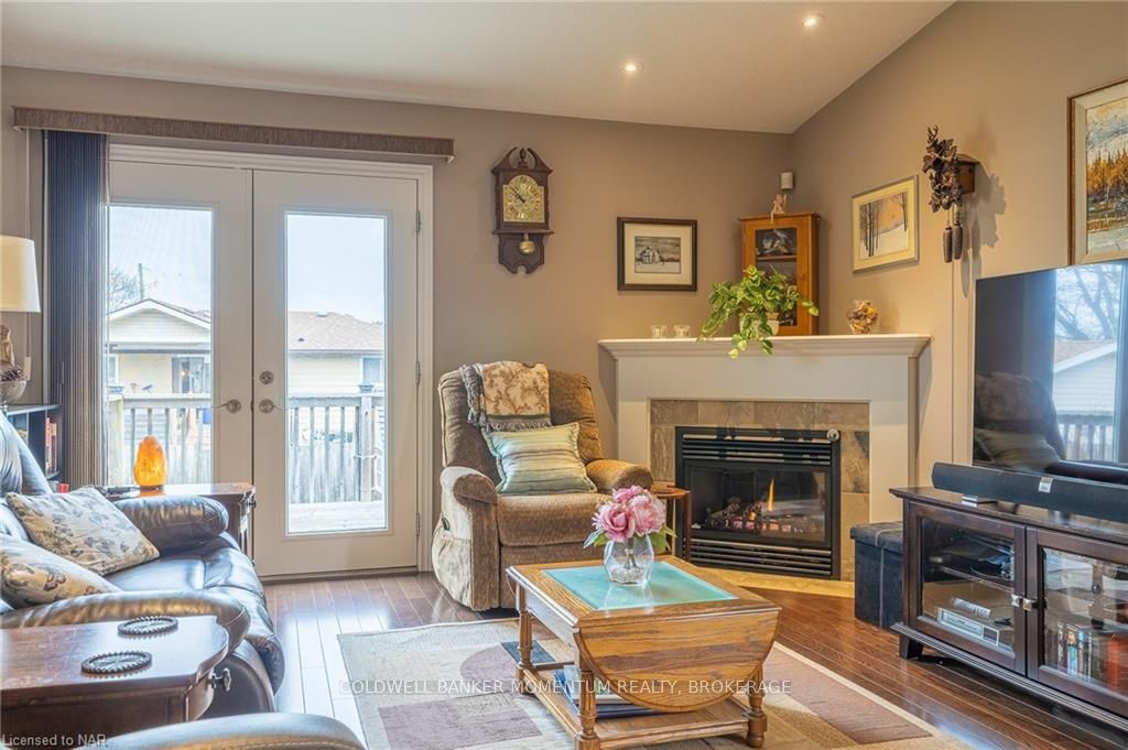 Photo 23 of 11 Corbin Street, St. Catharines, Oakdale — HOMEH