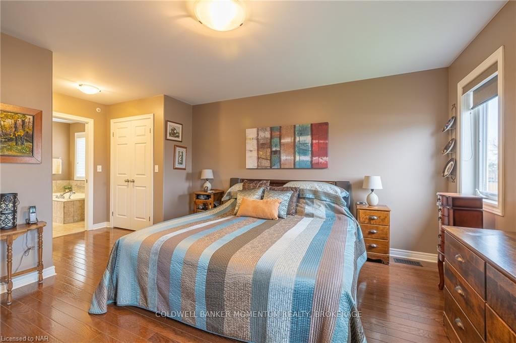 Photo 25 of 11 Corbin Street, St. Catharines, Oakdale — HOMEH