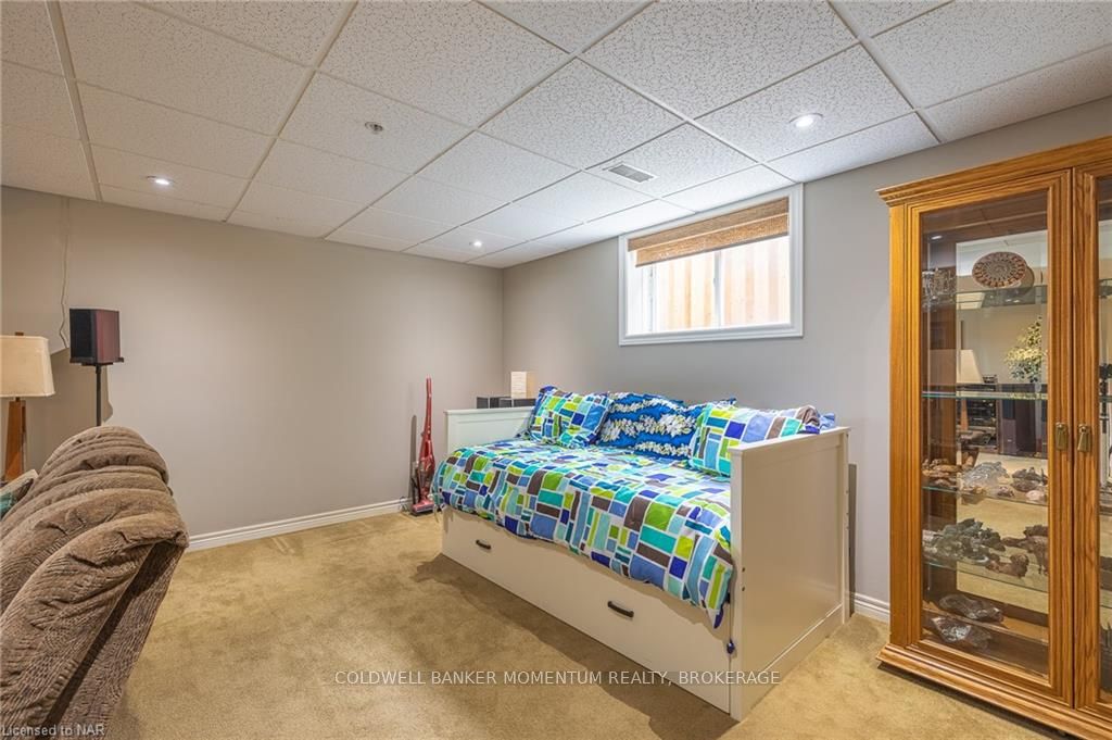 Photo 33 of 11 Corbin Street, St. Catharines, Oakdale — HOMEH