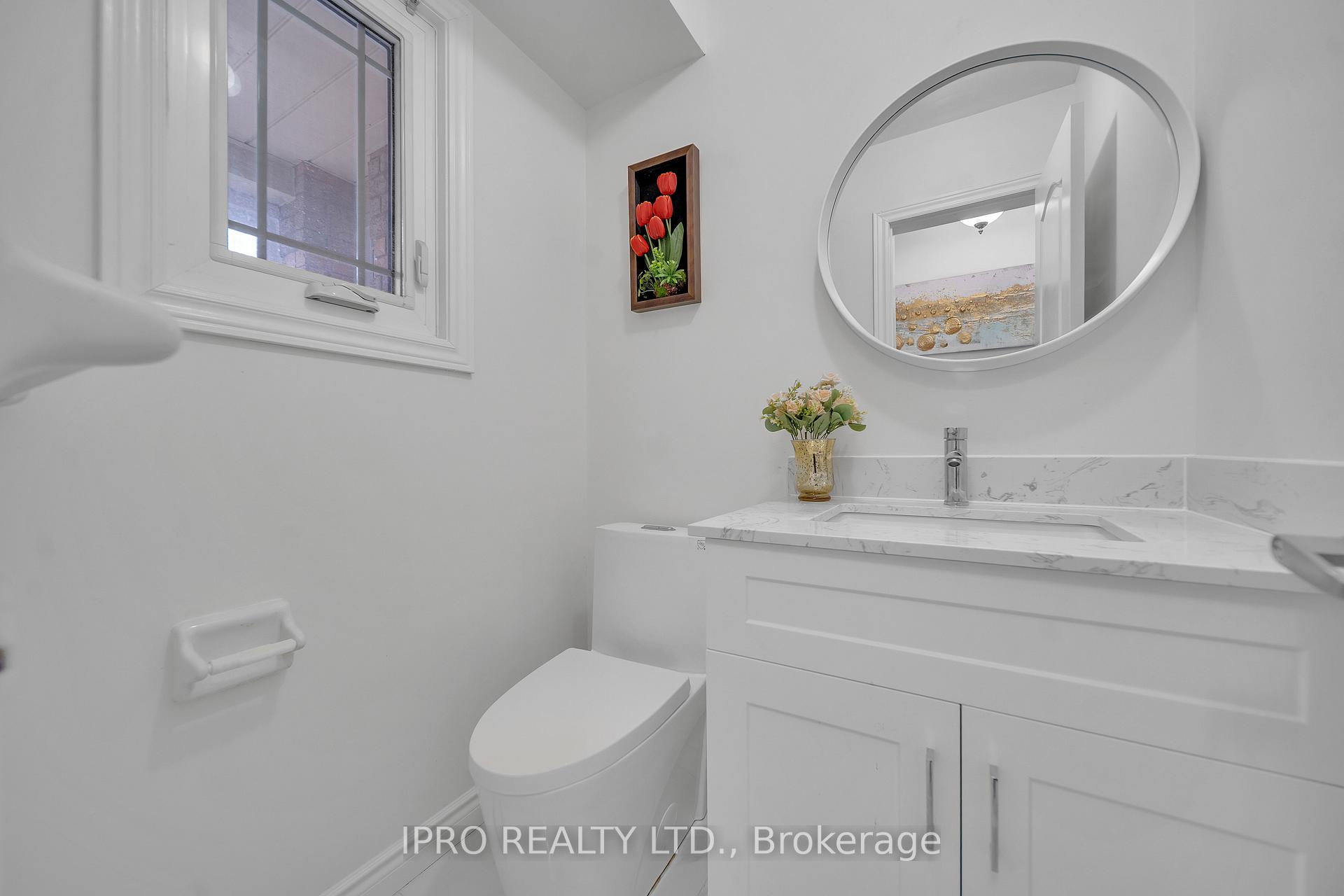 Photo 32 of 18 Tessler Crescent, Brampton, Brampton West — HOMEH