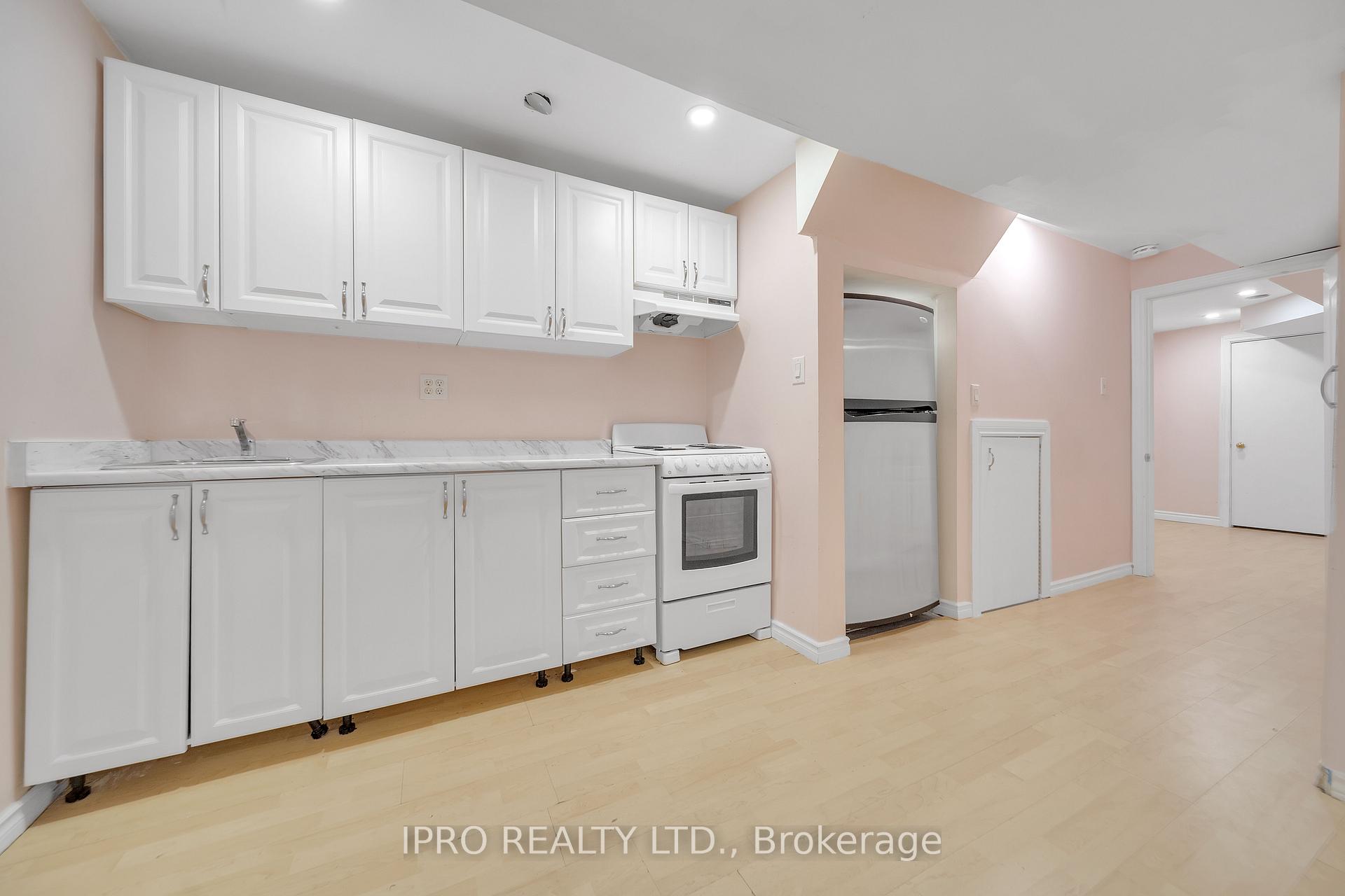 Photo 39 of 18 Tessler Crescent, Brampton, Brampton West — HOMEH