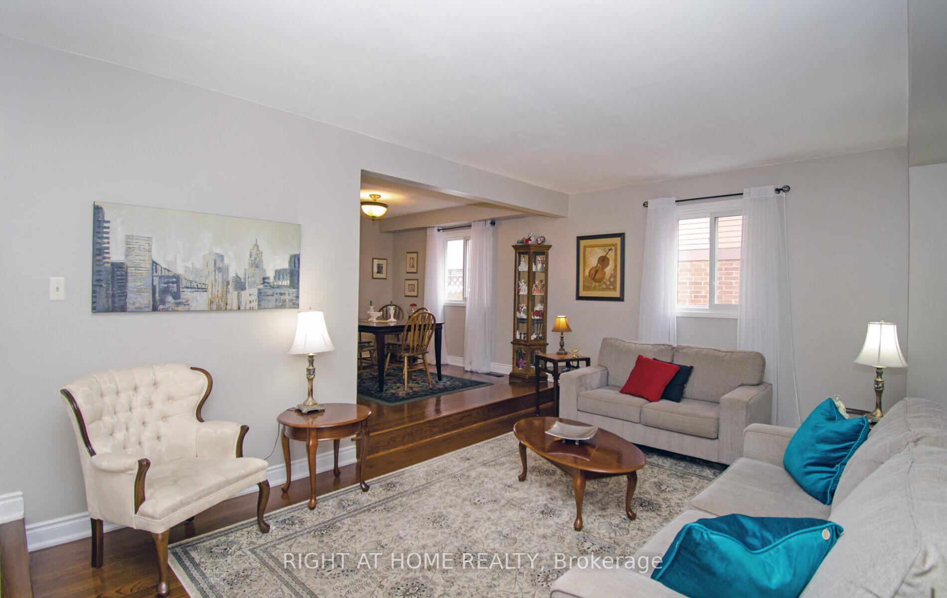 Photo 14 of 54 Ferguson Place, Brampton, Fletcher's West — HOMEH