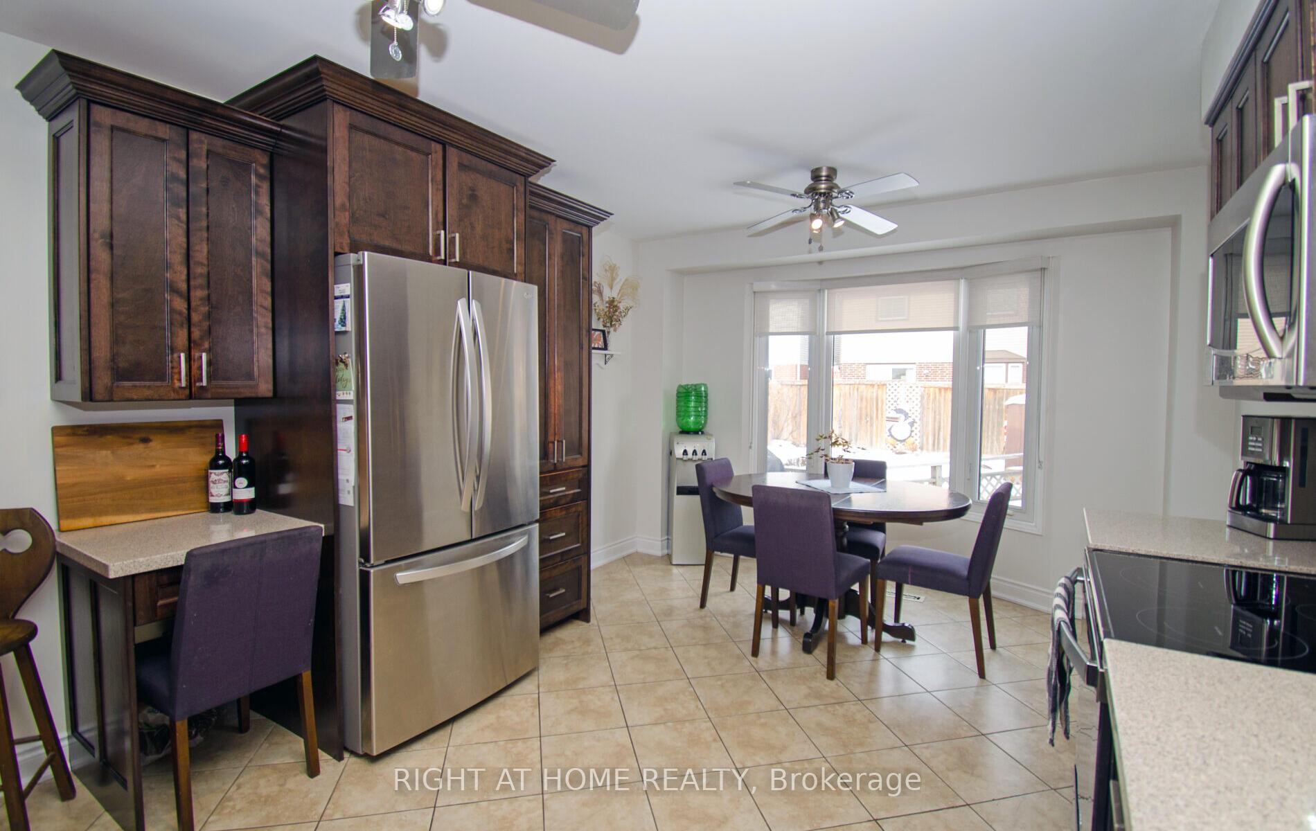 Photo 47 of 54 Ferguson Place, Brampton, Fletcher's West — HOMEH
