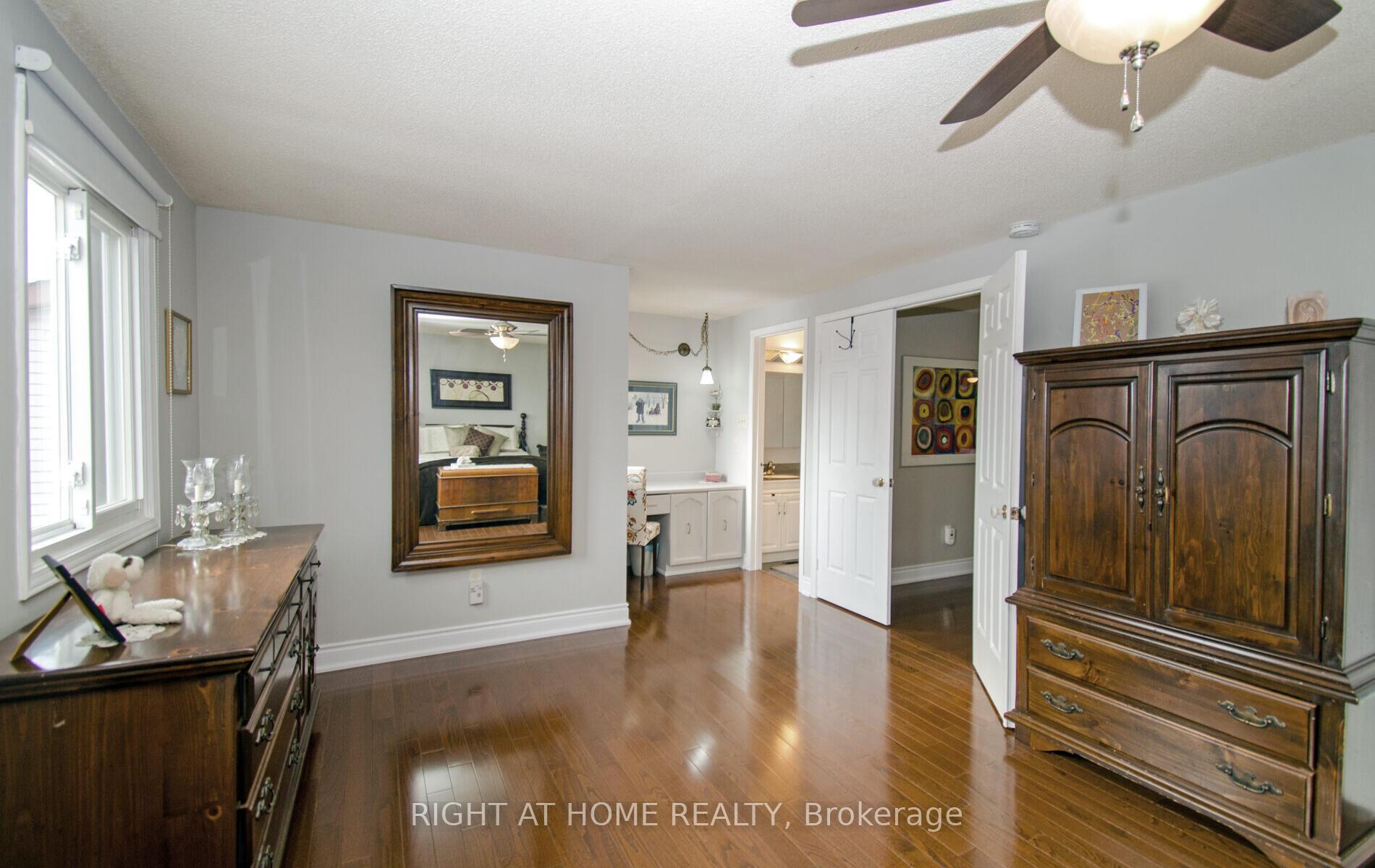 Photo 19 of 54 Ferguson Place, Brampton, Fletcher's West — HOMEH