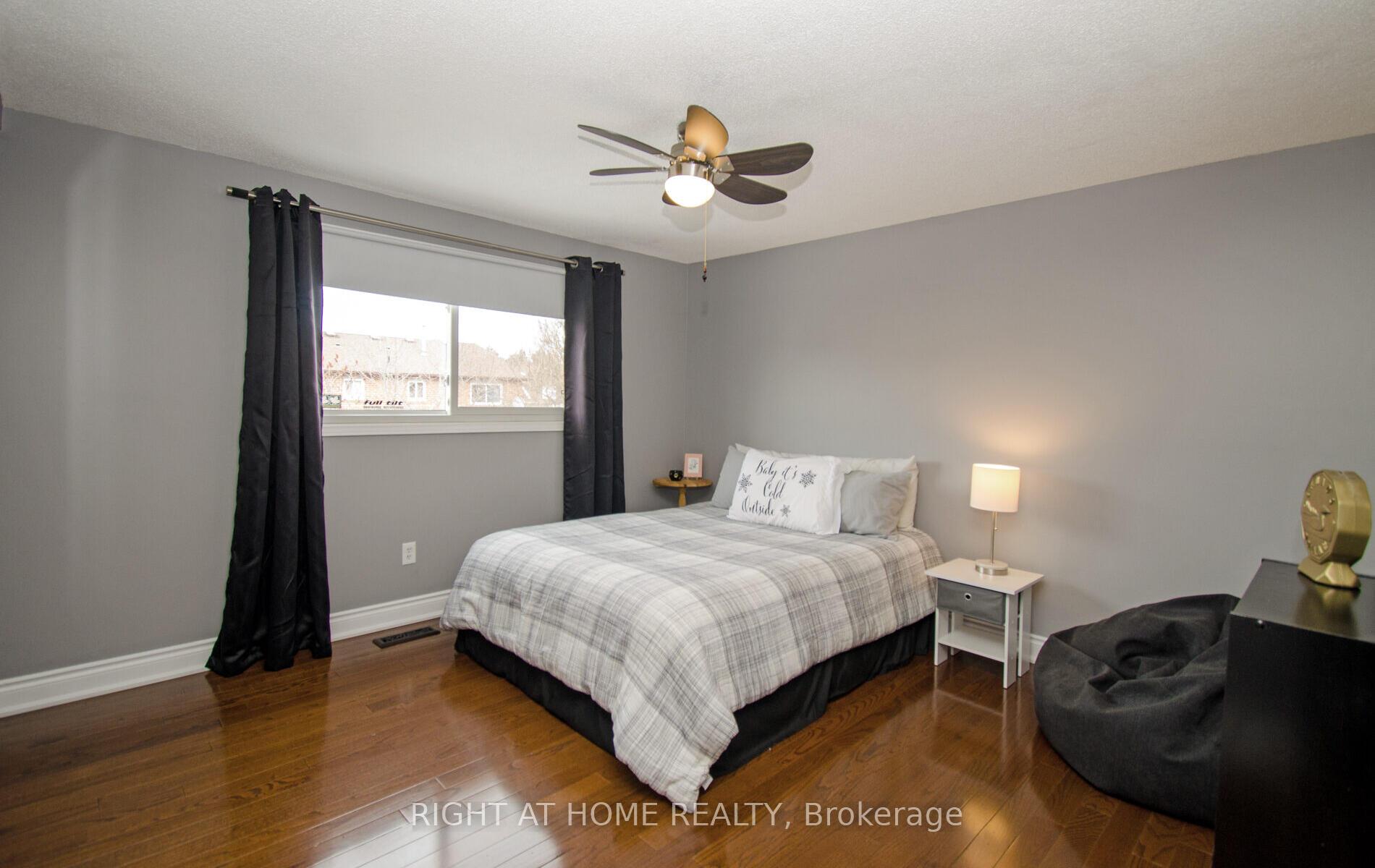 Photo 15 of 54 Ferguson Place, Brampton, Fletcher's West — HOMEH