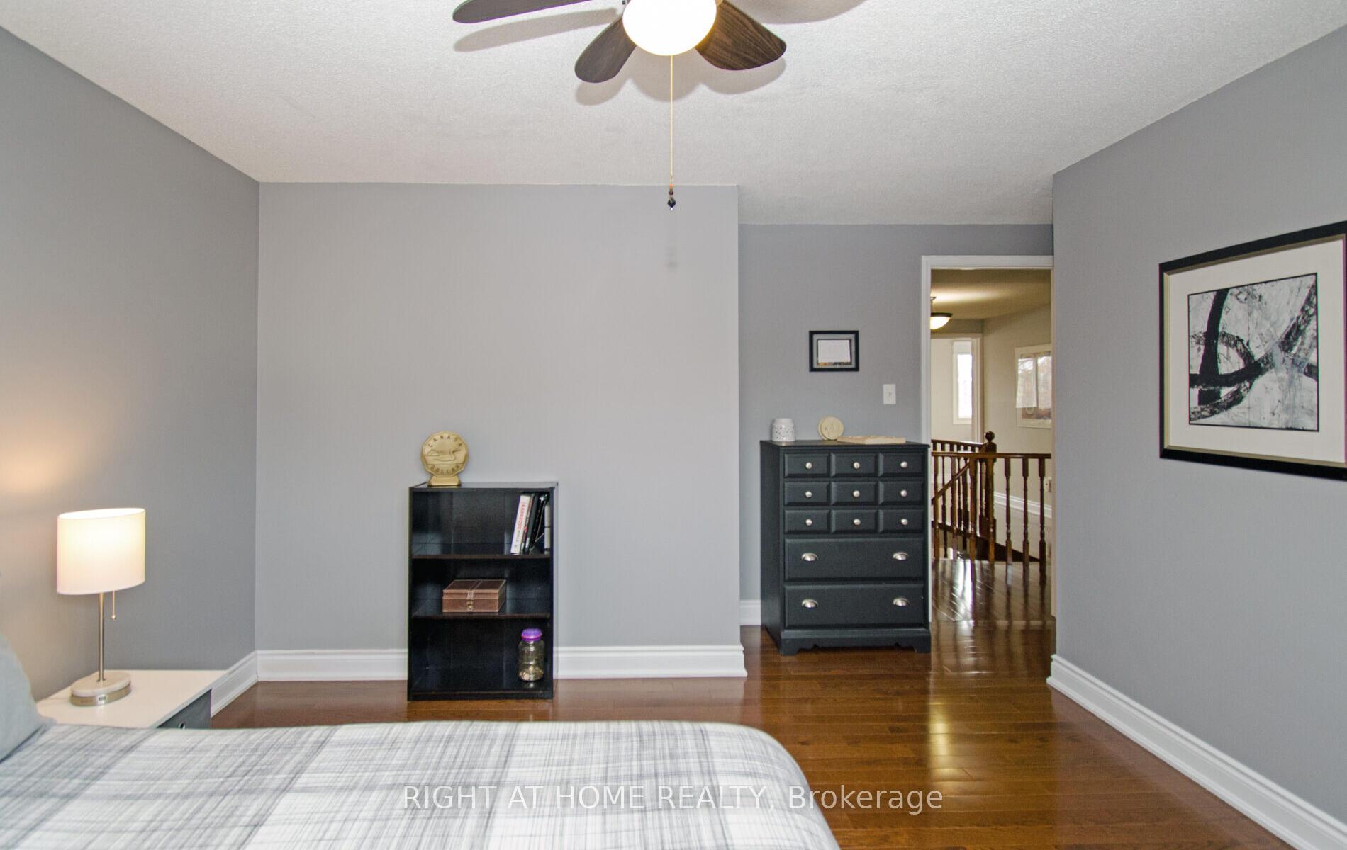 Photo 43 of 54 Ferguson Place, Brampton, Fletcher's West — HOMEH