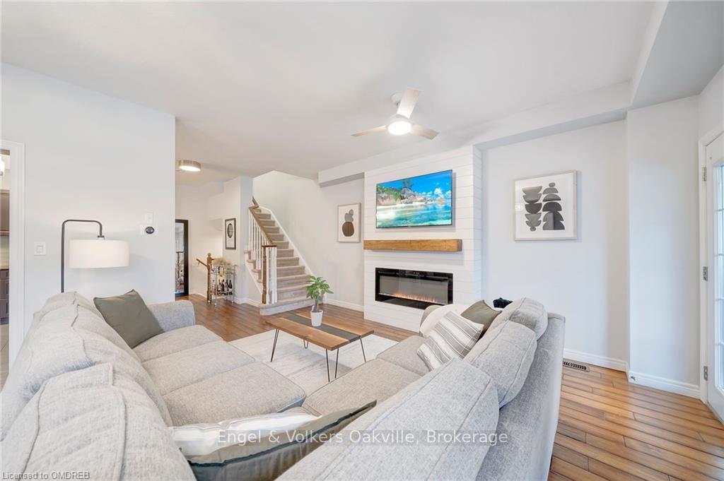 Photo 15 of 45 Nisbet Boulevard, Hamilton, Waterdown — HOMEH