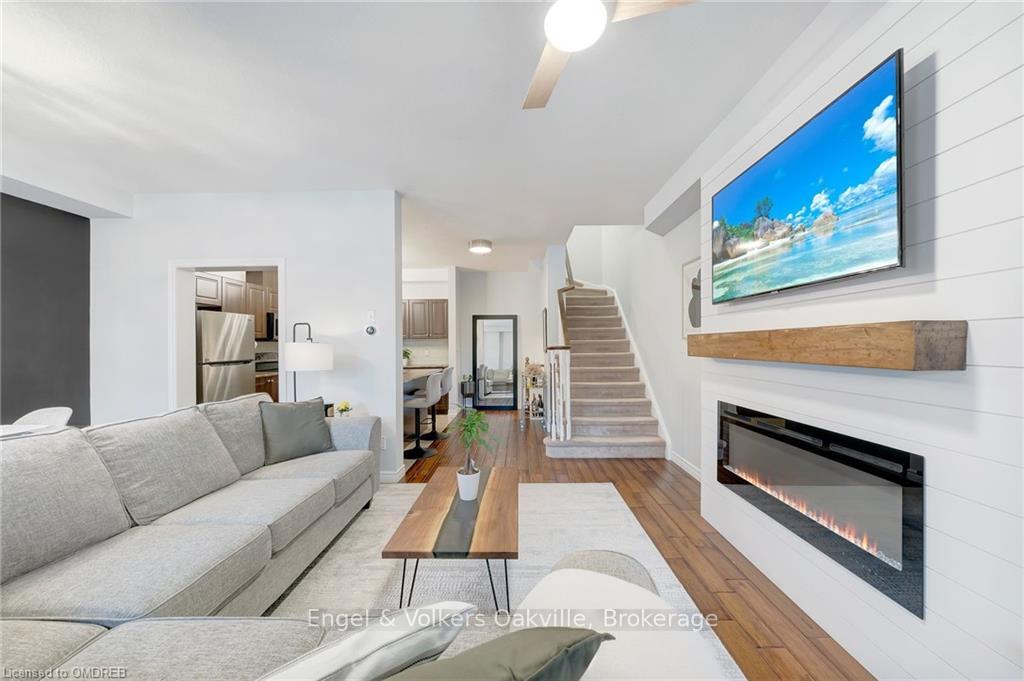 Photo 16 of 45 Nisbet Boulevard, Hamilton, Waterdown — HOMEH