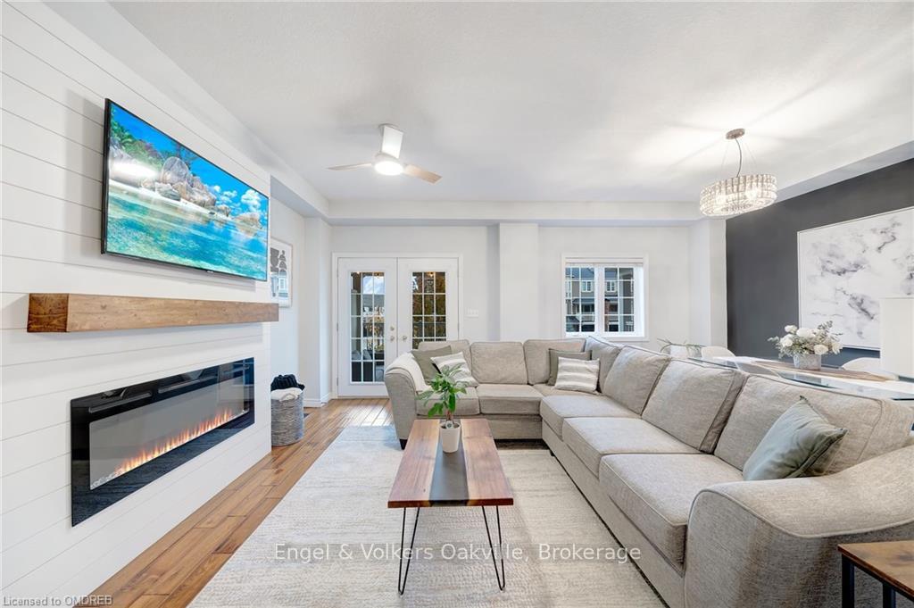 Photo 18 of 45 Nisbet Boulevard, Hamilton, Waterdown — HOMEH