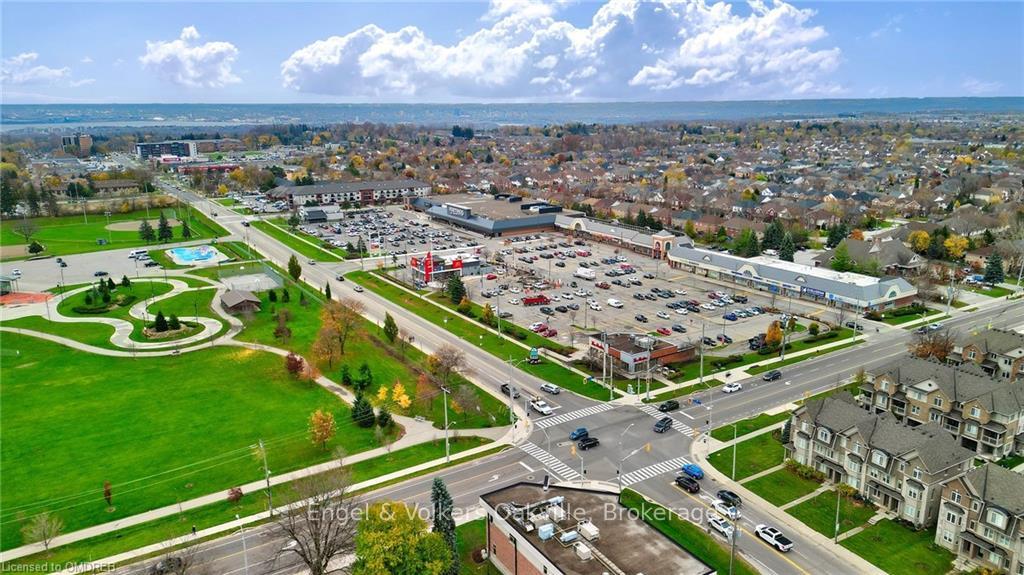 Photo 28 of 45 Nisbet Boulevard, Hamilton, Waterdown — HOMEH