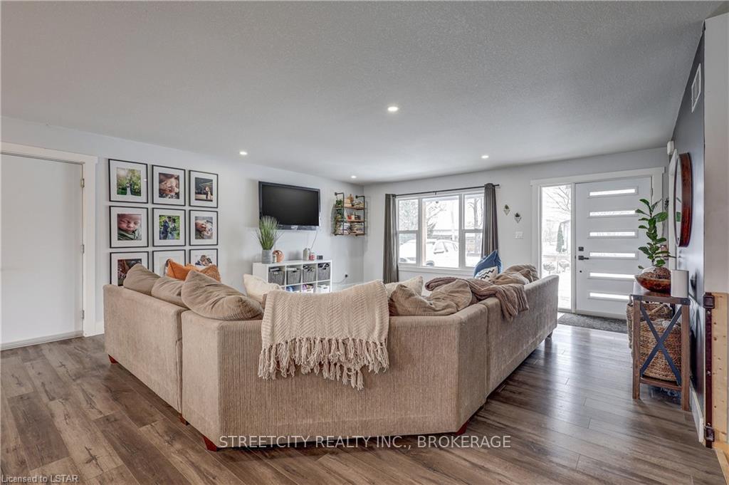 Photo 10 of 51206 Calton Line, Malahide, Mount Salem — HOMEH