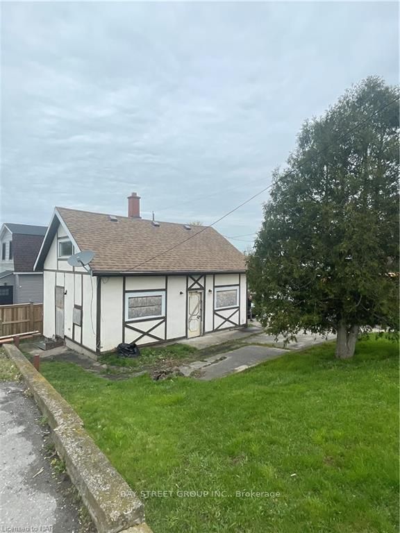 Photo 1 of 161 Queenston Street, St. Catharines, E. Chester — HOMEH