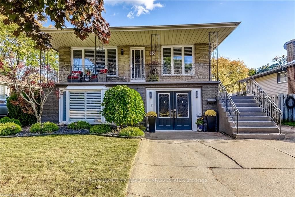 Photo 2 of 46 Bendingroad Crescent, St. Catharines, Lakeport — HOMEH