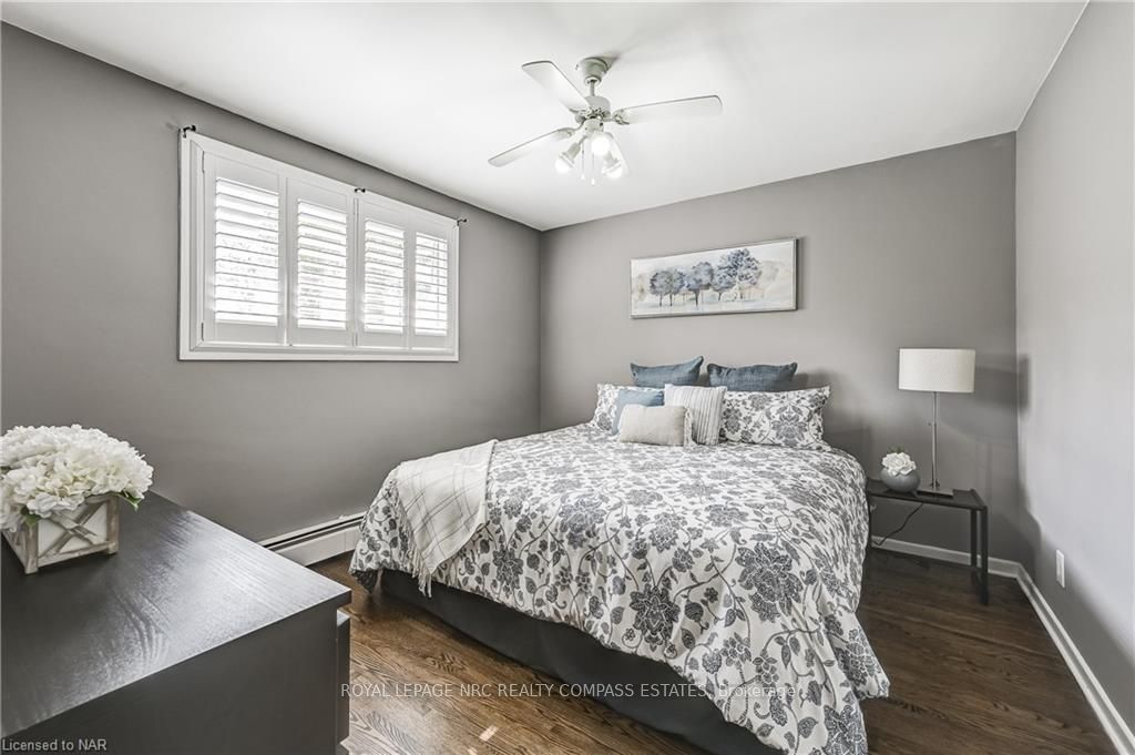 Photo 15 of 46 Bendingroad Crescent, St. Catharines, Lakeport — HOMEH