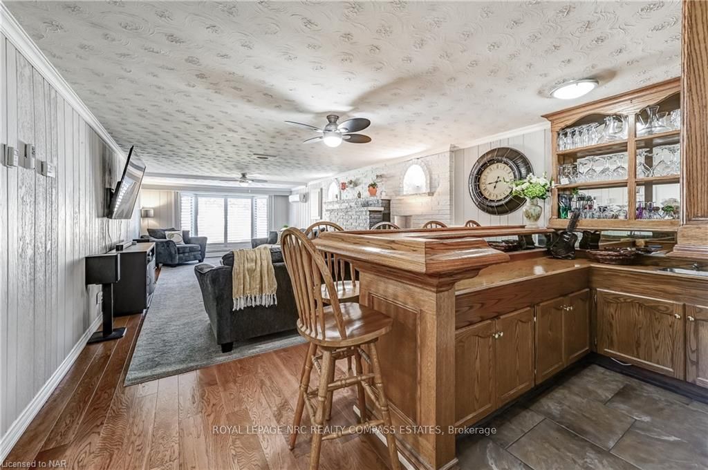 Photo 25 of 46 Bendingroad Crescent, St. Catharines, Lakeport — HOMEH