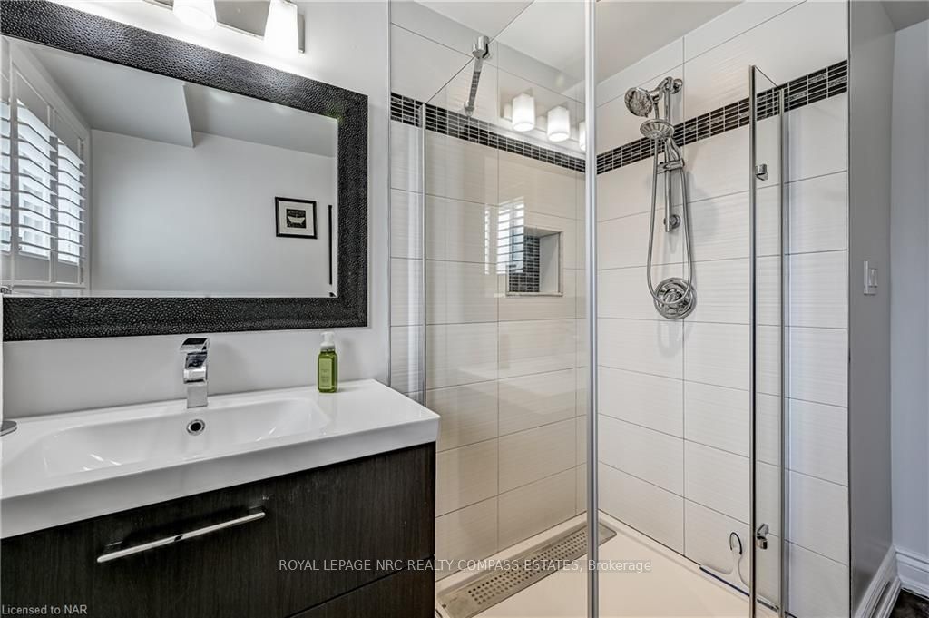 Photo 33 of 46 Bendingroad Crescent, St. Catharines, Lakeport — HOMEH