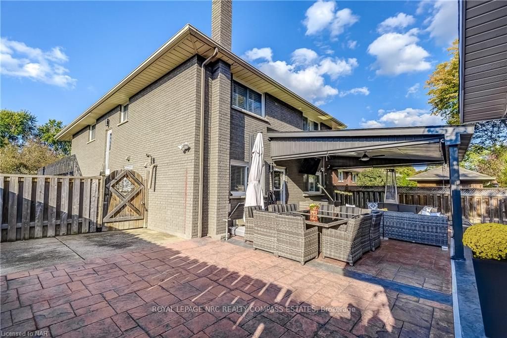Photo 36 of 46 Bendingroad Crescent, St. Catharines, Lakeport — HOMEH