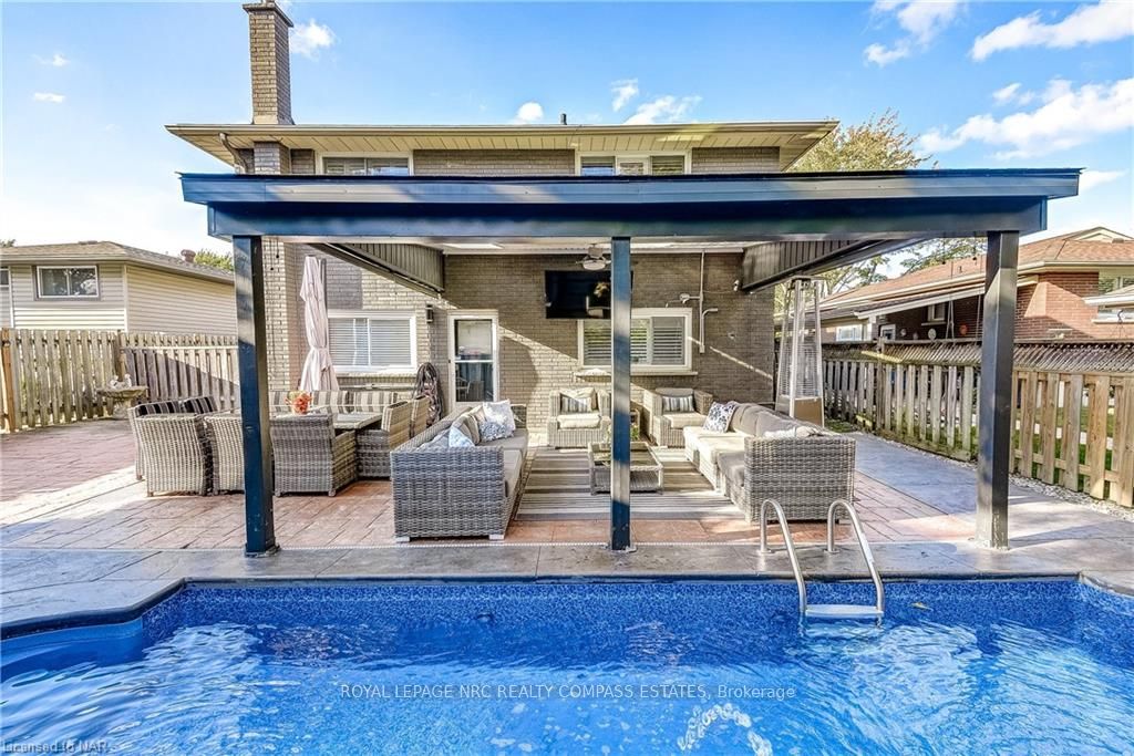 Photo 40 of 46 Bendingroad Crescent, St. Catharines, Lakeport — HOMEH