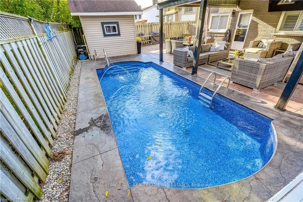 Photo 42 of 46 Bendingroad Crescent, St. Catharines, Lakeport — HOMEH