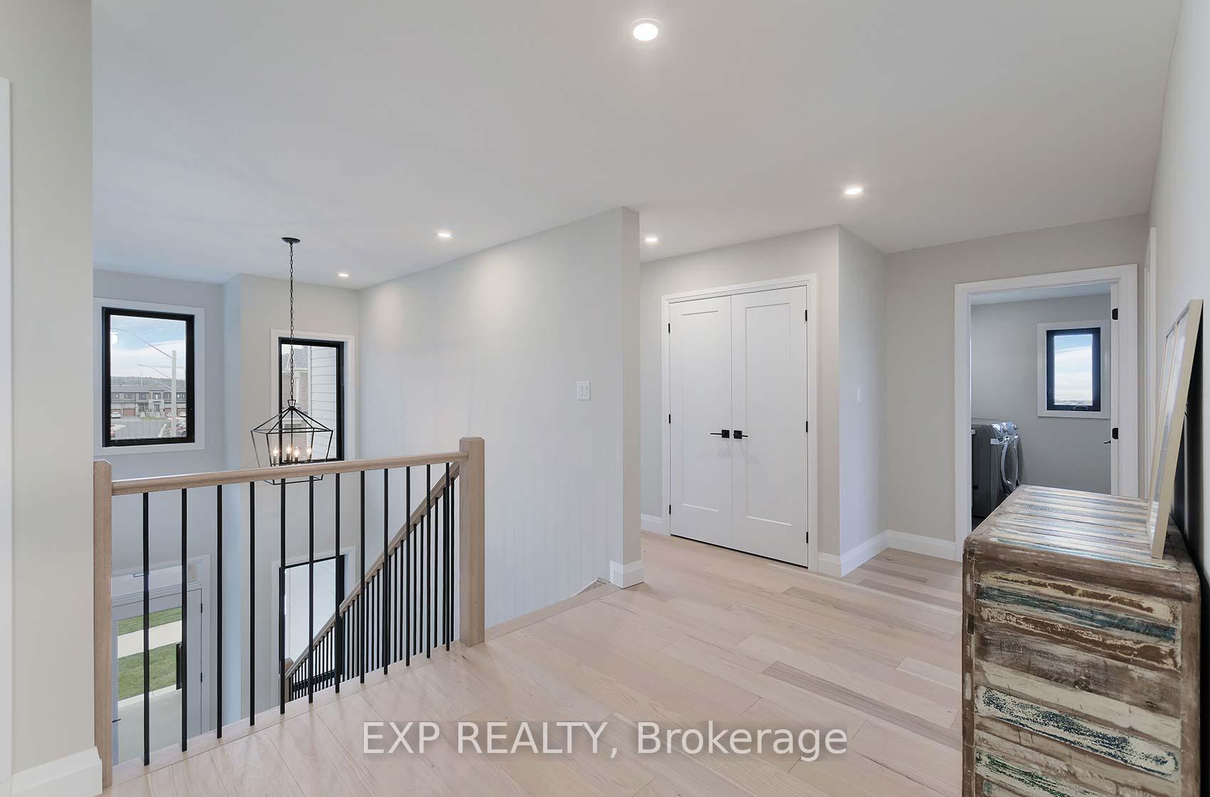 Photo 20 of 63 Gateway Drive, Barrie, Rural Barrie Southeast — HOMEH