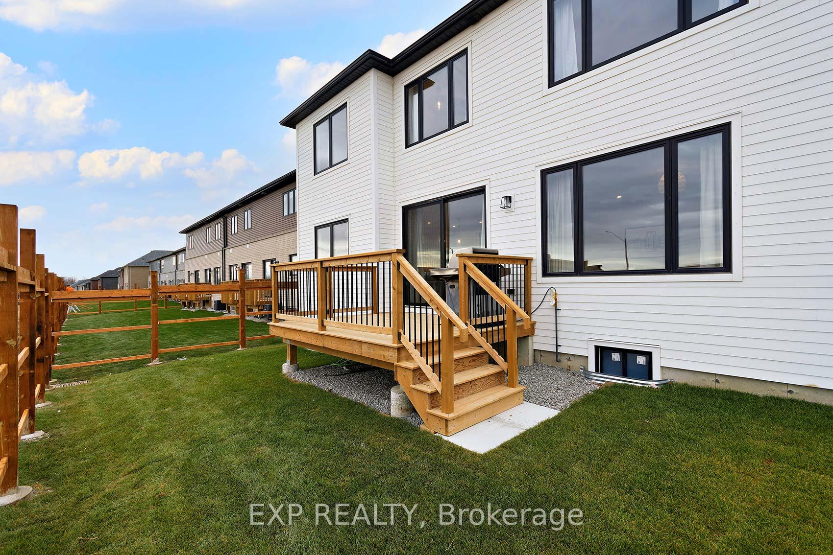 Photo 39 of 63 Gateway Drive, Barrie, Rural Barrie Southeast — HOMEH