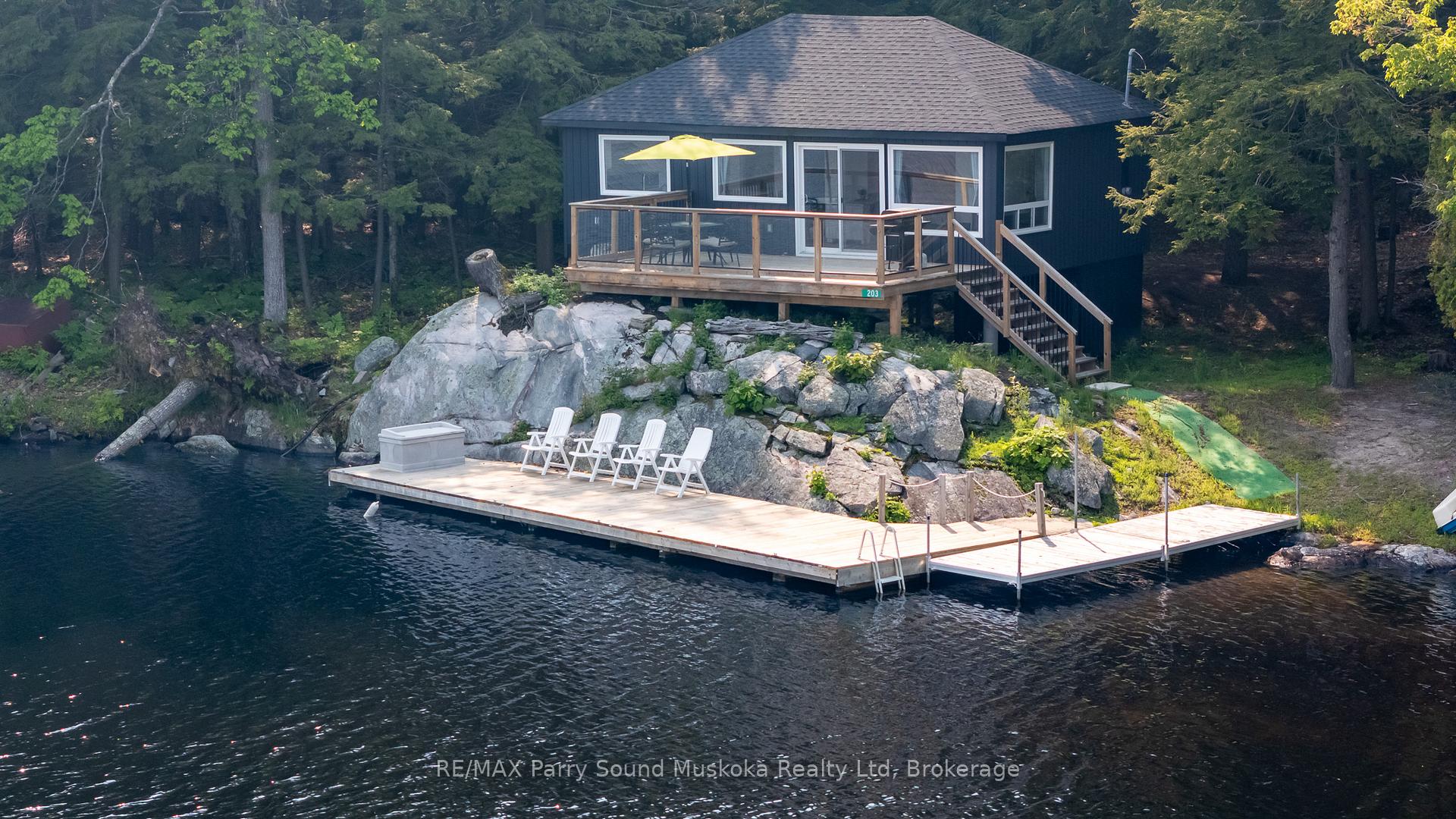 Photo 2 of 203 Healey Lake Water, The Archipelago, Archipelago South — HOMEH