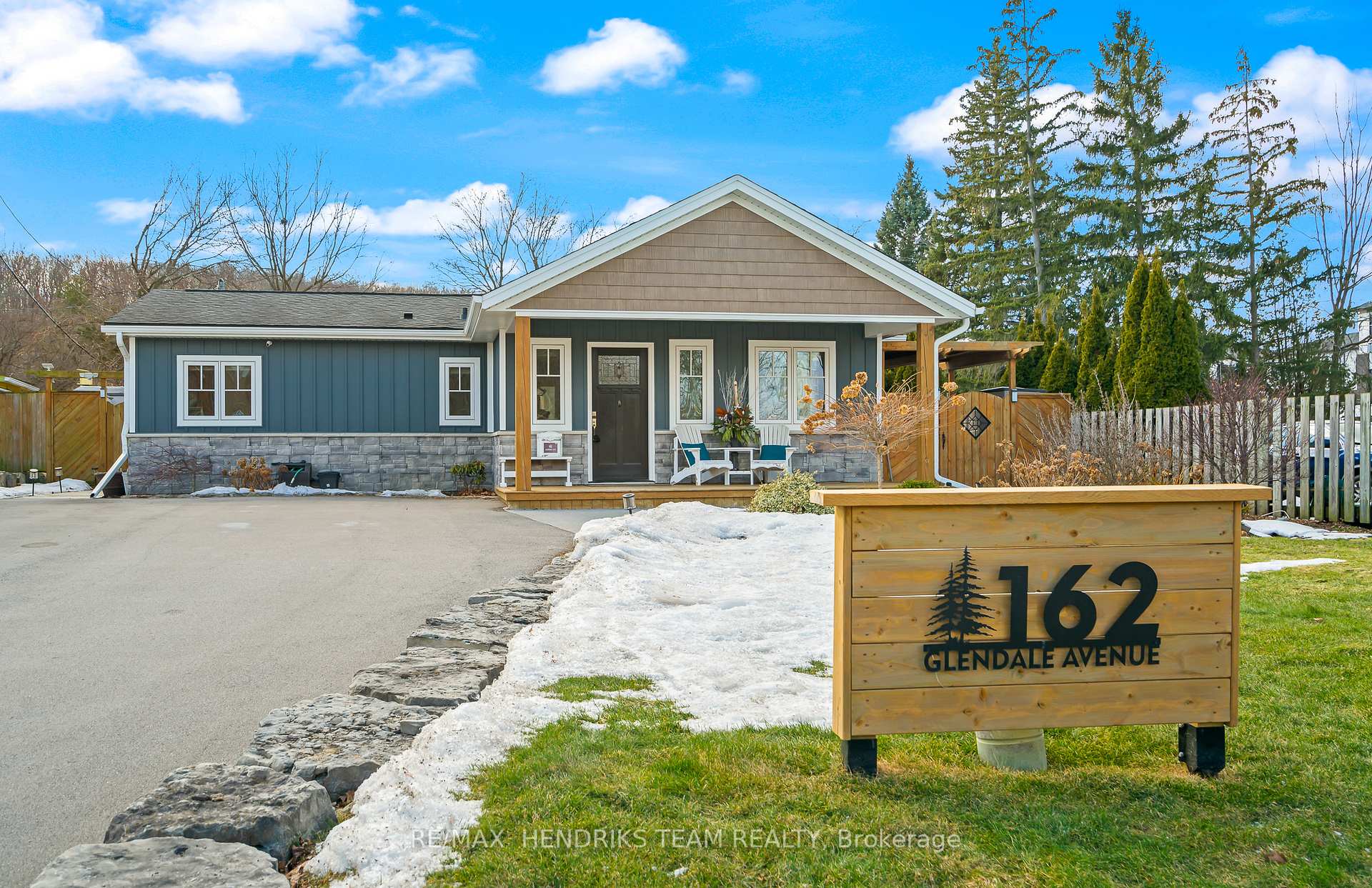 Front of 162 Glendale Avenue