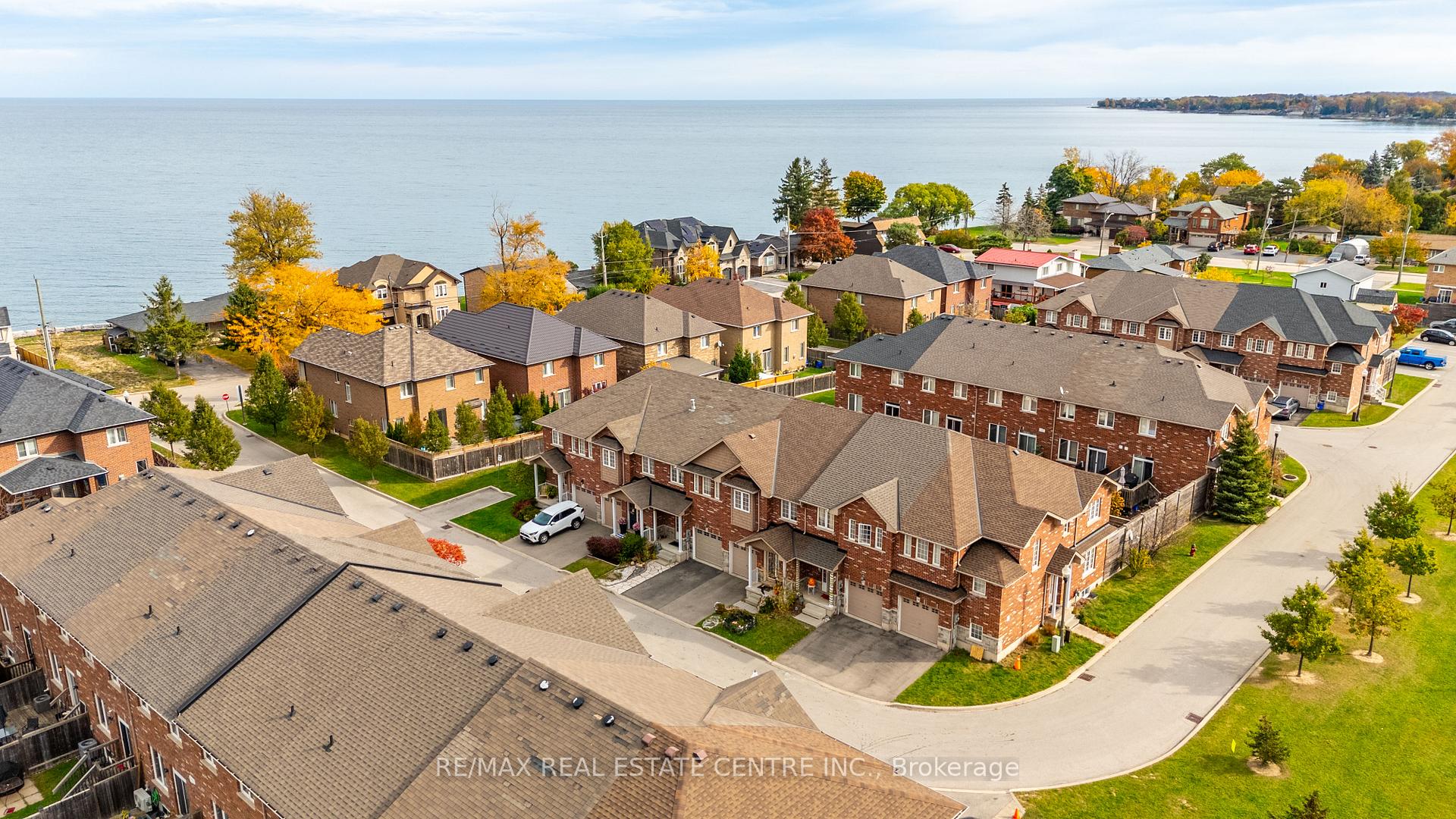 Photo 40 of Unit 10, 45 Seabreeze Crescent, Hamilton, Lakeshore — HOMEH
