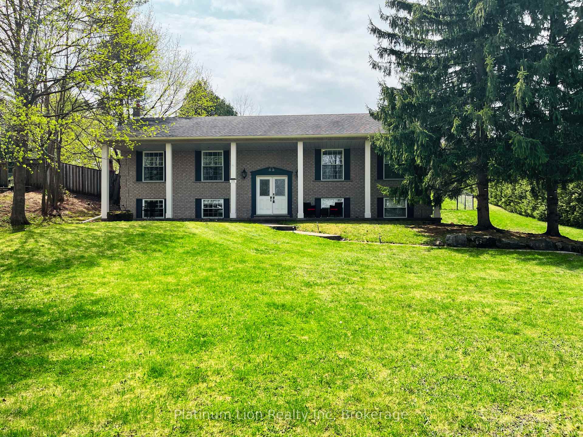 Photo 1 of 231 Freelton Road, Hamilton, Freelton — HOMEH
