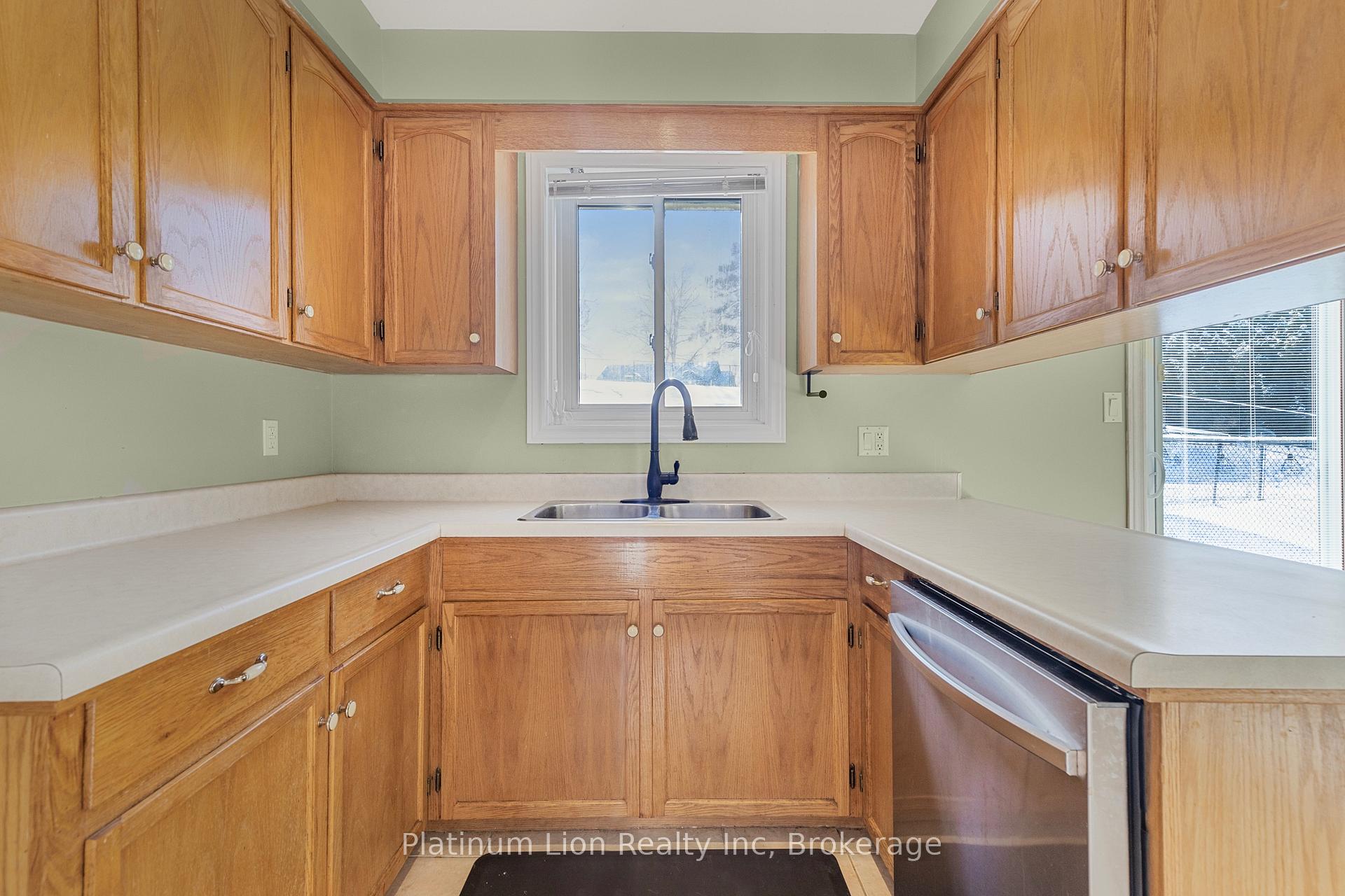 Photo 12 of 231 Freelton Road, Hamilton, Freelton — HOMEH