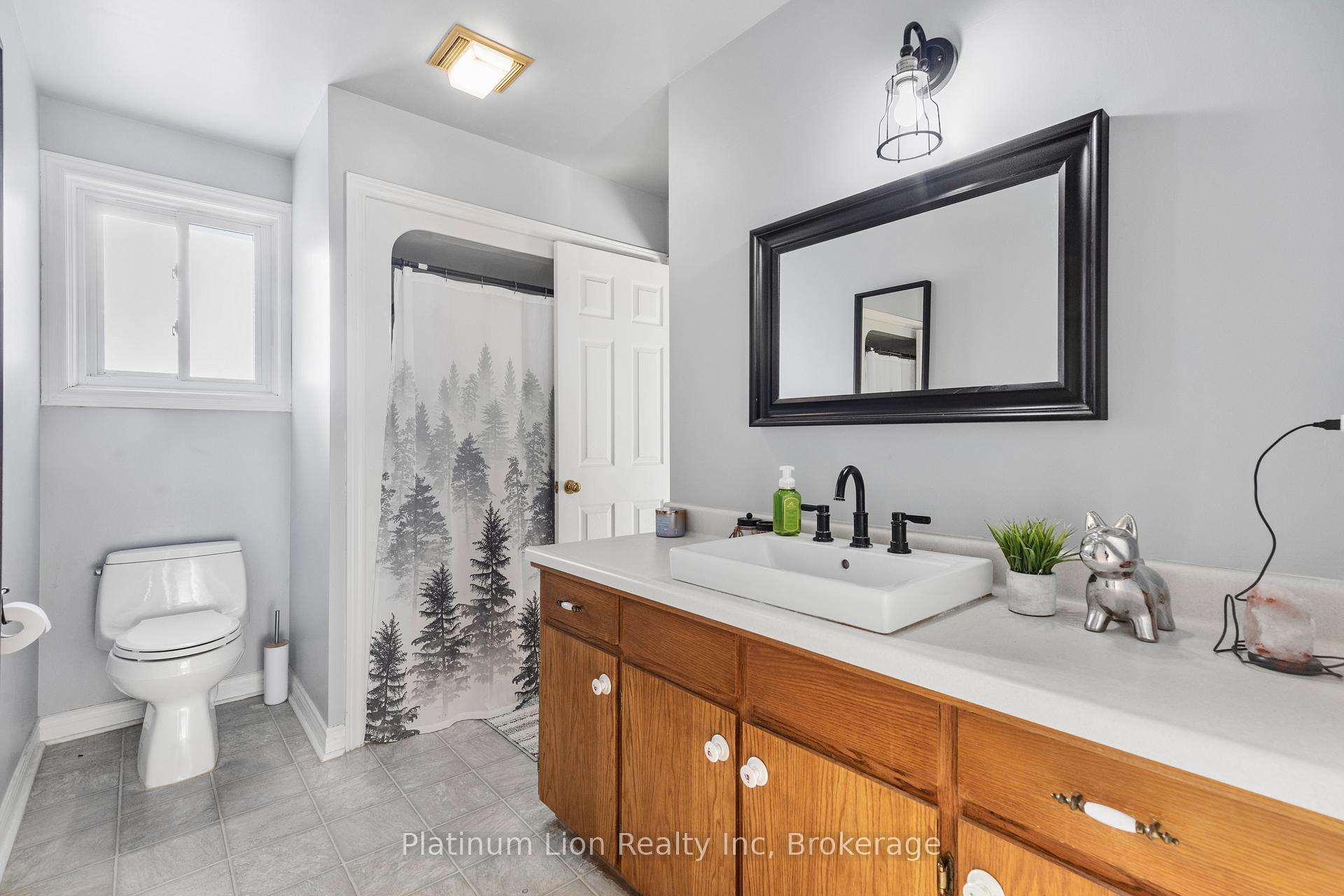 Photo 16 of 231 Freelton Road, Hamilton, Freelton — HOMEH