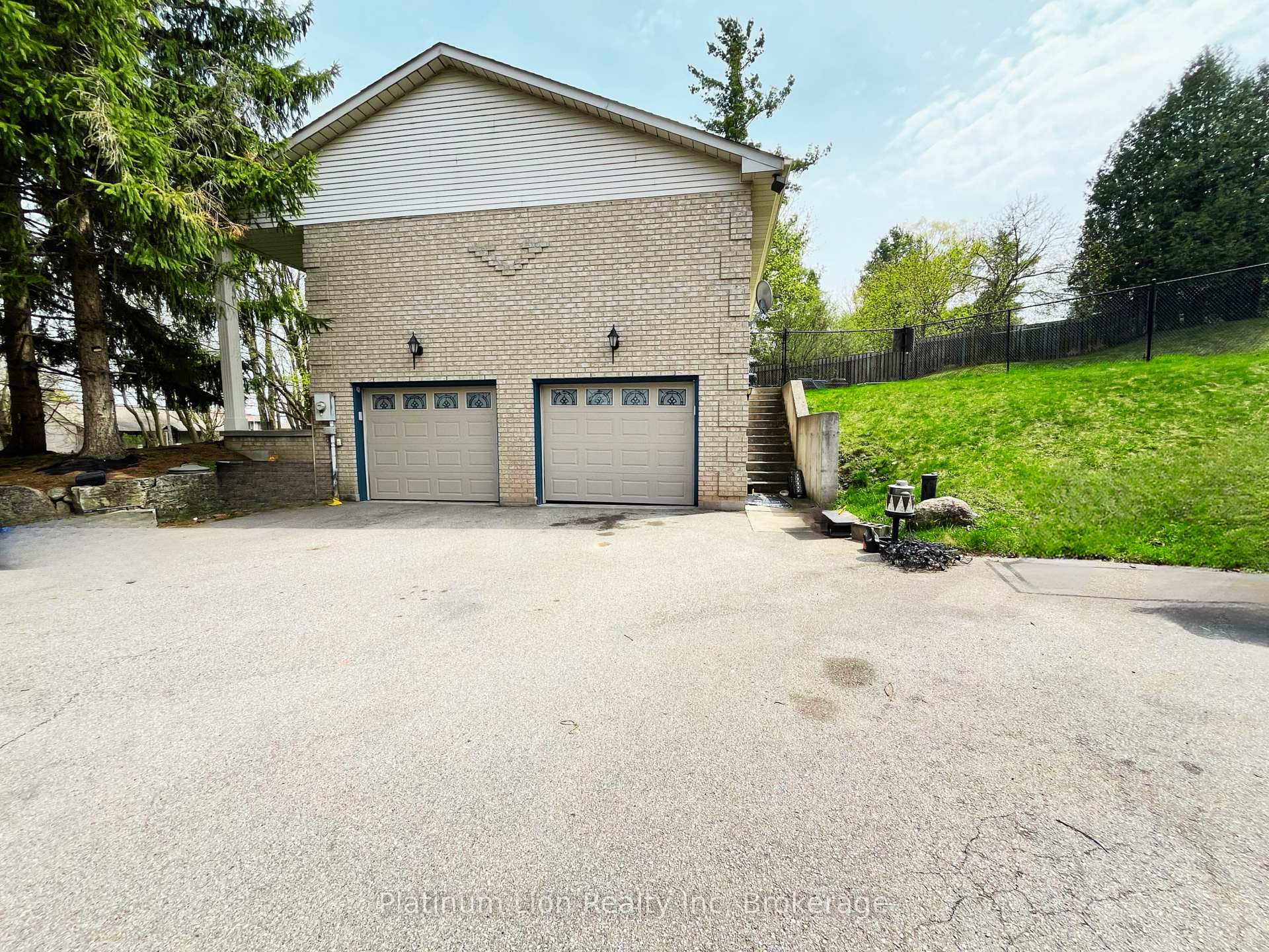Photo 32 of 231 Freelton Road, Hamilton, Freelton — HOMEH