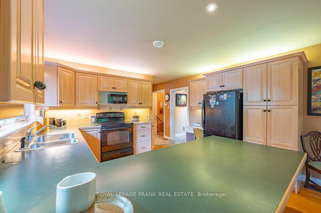 Photo 12 of 834 Birchview Road, Douro-Dummer — HOMEH
