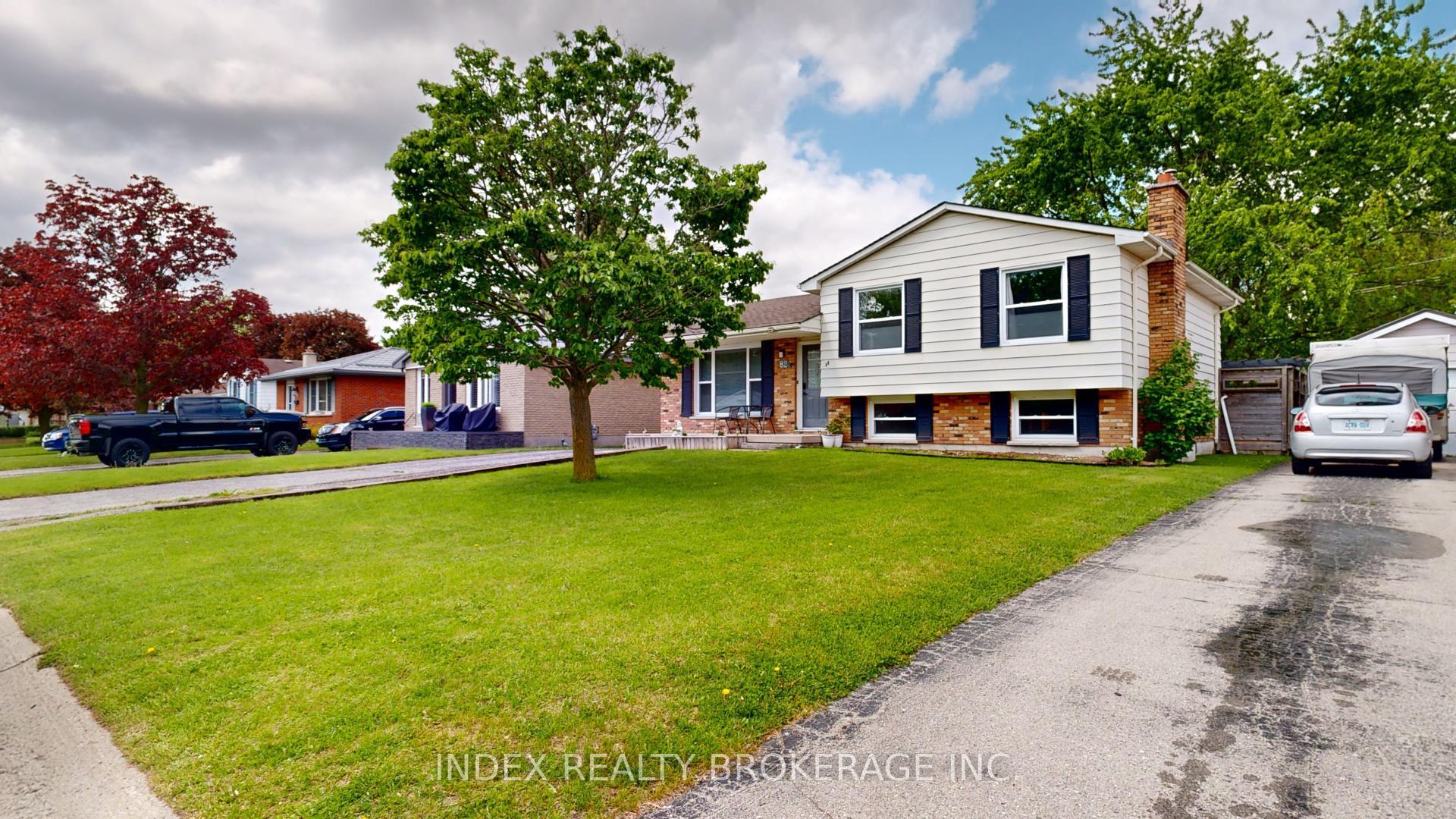 Photo 4 of 82 Moore Avenue, Aylmer — HOMEH