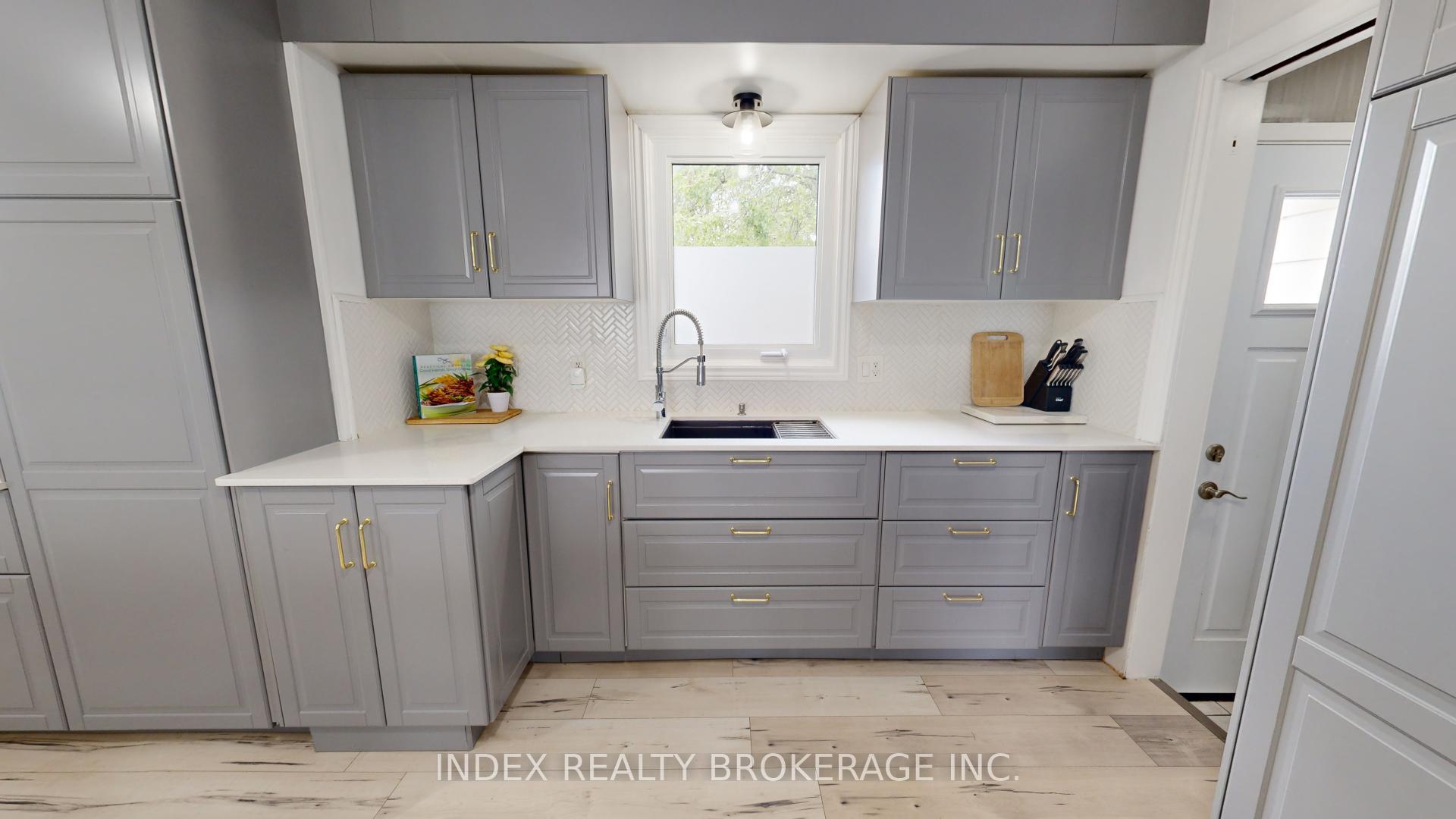 Photo 11 of 82 Moore Avenue, Aylmer — HOMEH