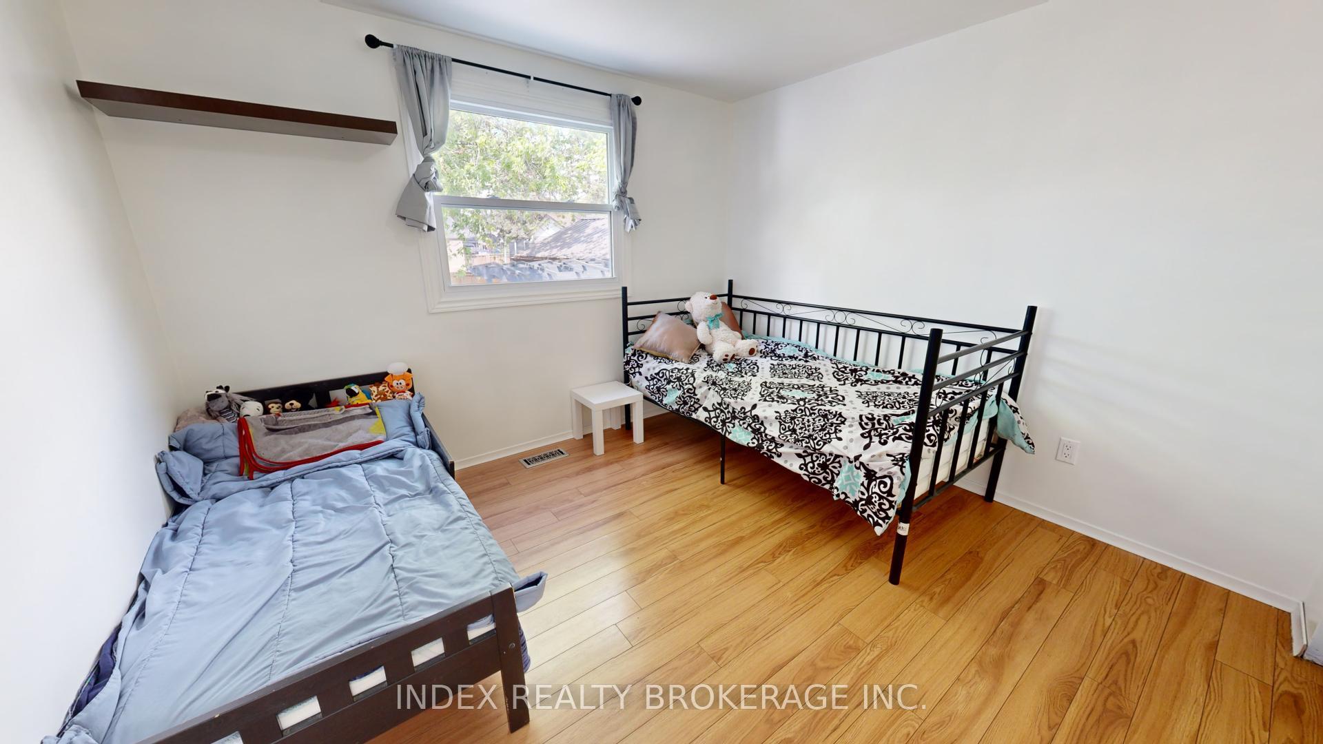 Photo 13 of 82 Moore Avenue, Aylmer — HOMEH