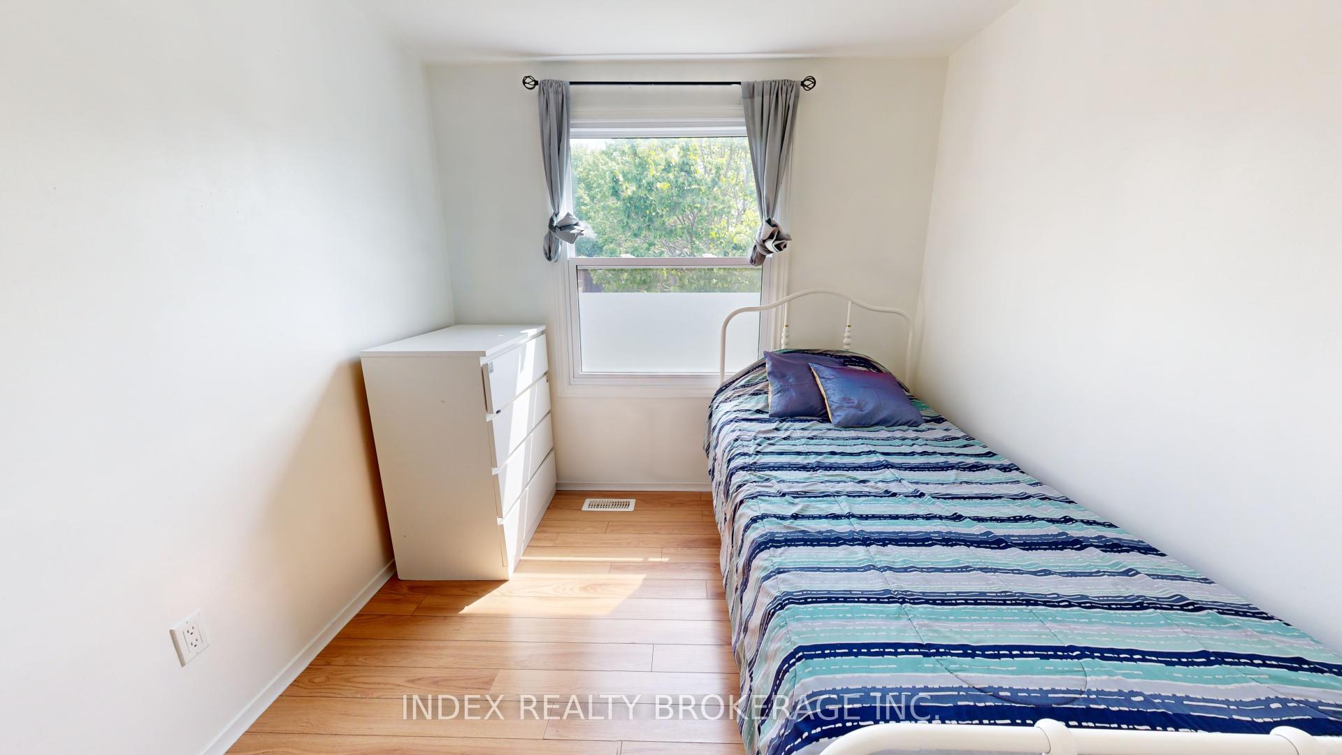 Photo 17 of 82 Moore Avenue, Aylmer — HOMEH